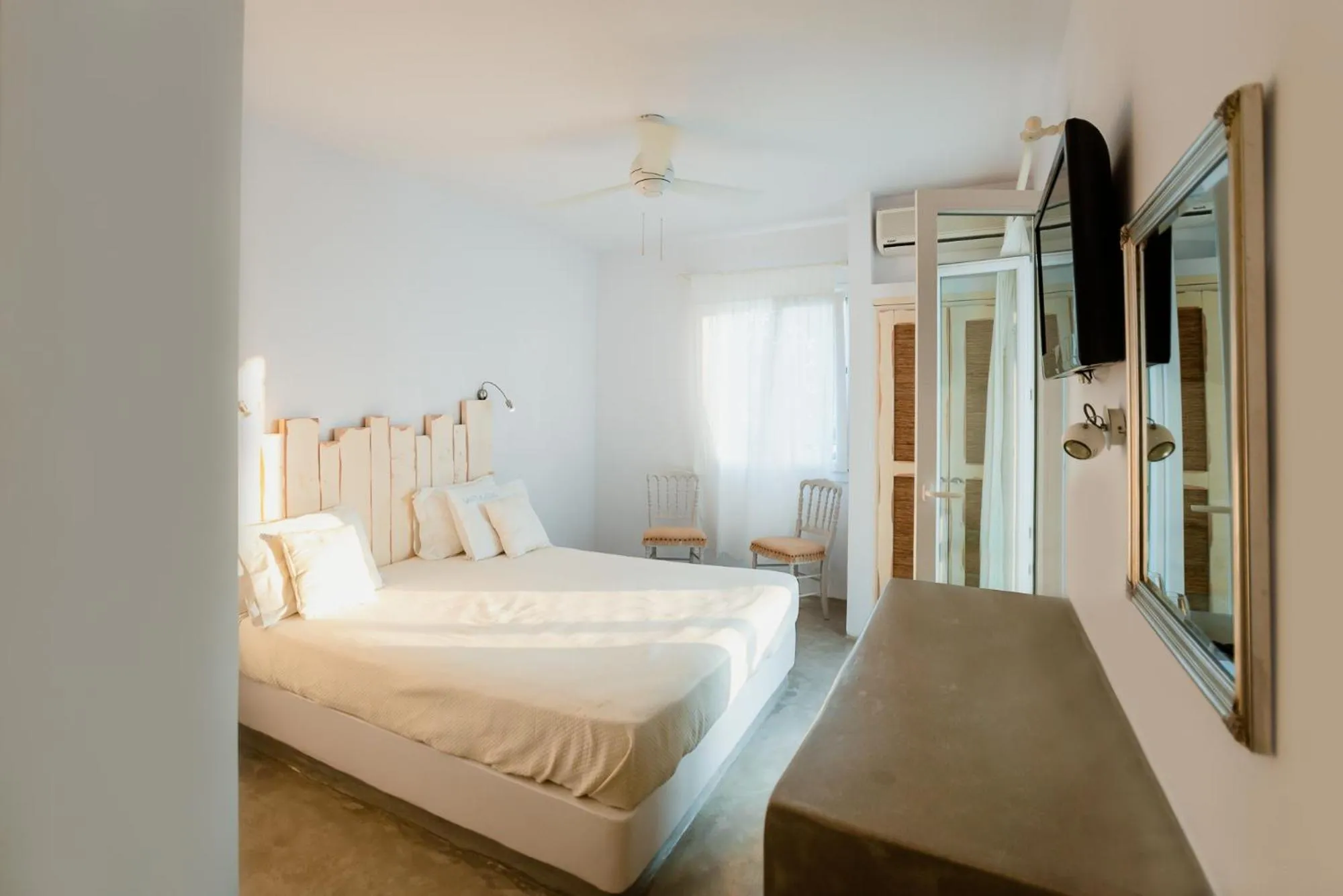 Bed in The Saint Vlassis