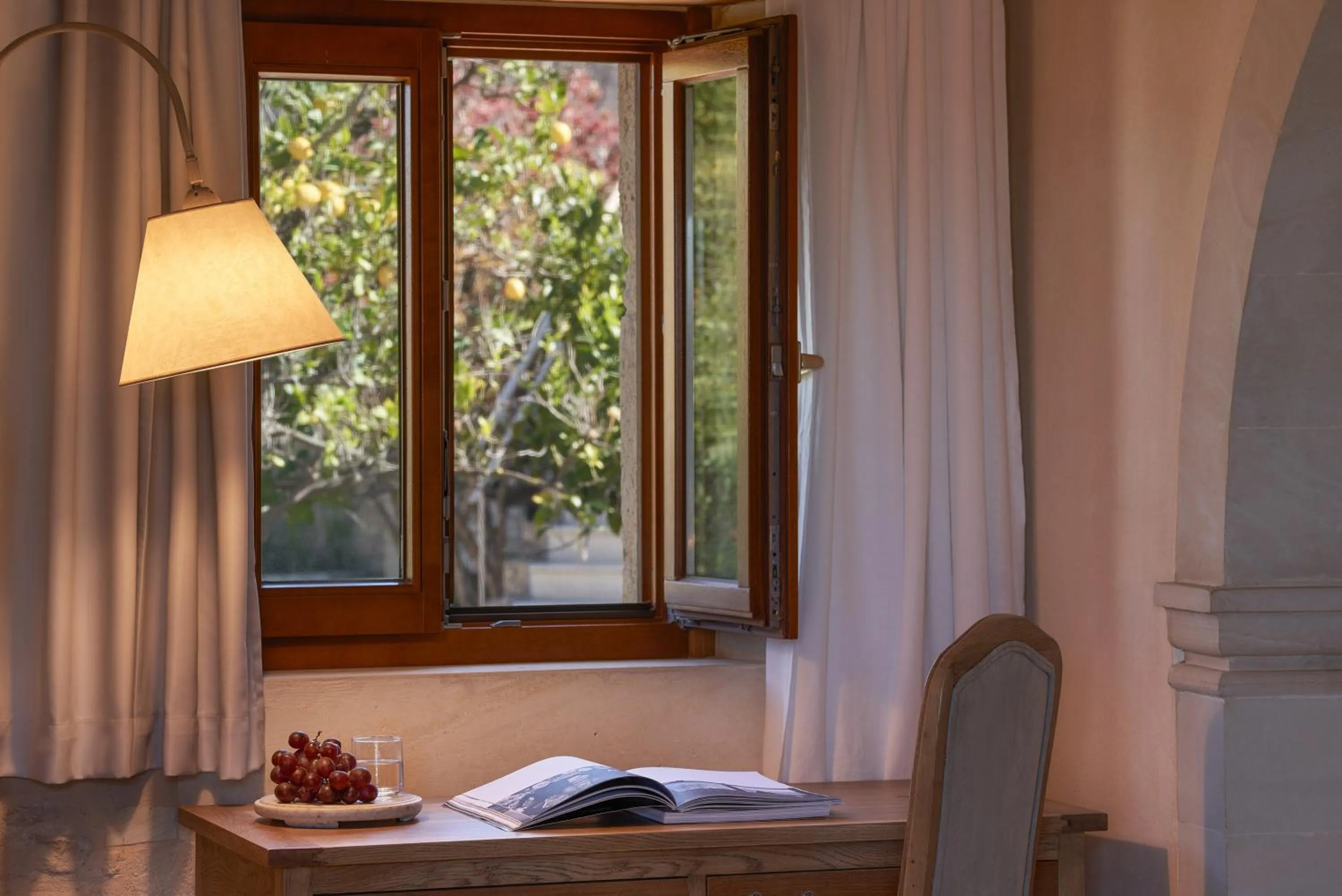 Bedroom in Kapsaliana Village Hotel
