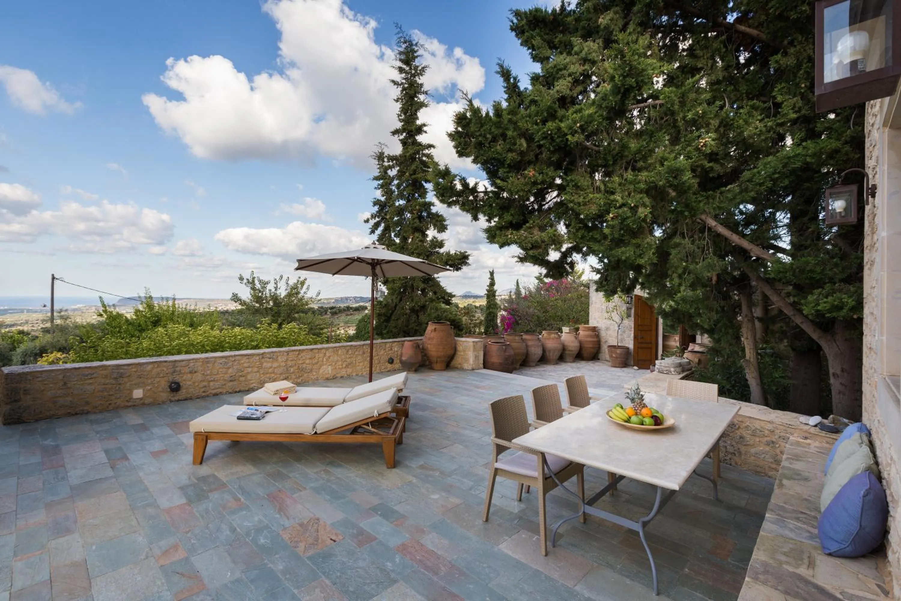 Balcony/Terrace in Kapsaliana Village Hotel