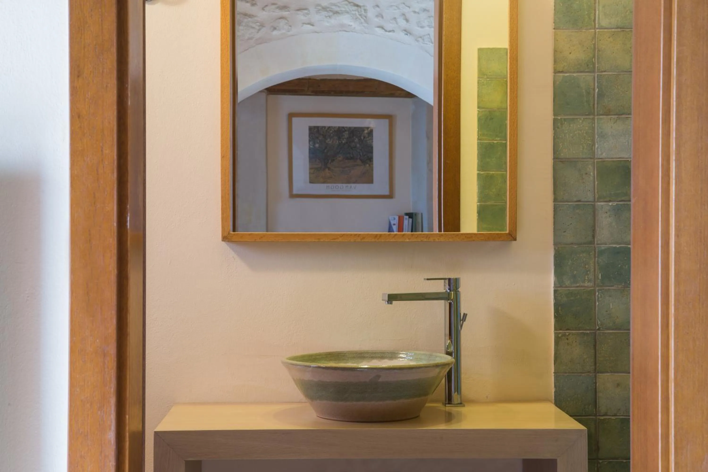 Bathroom in Kapsaliana Village Hotel