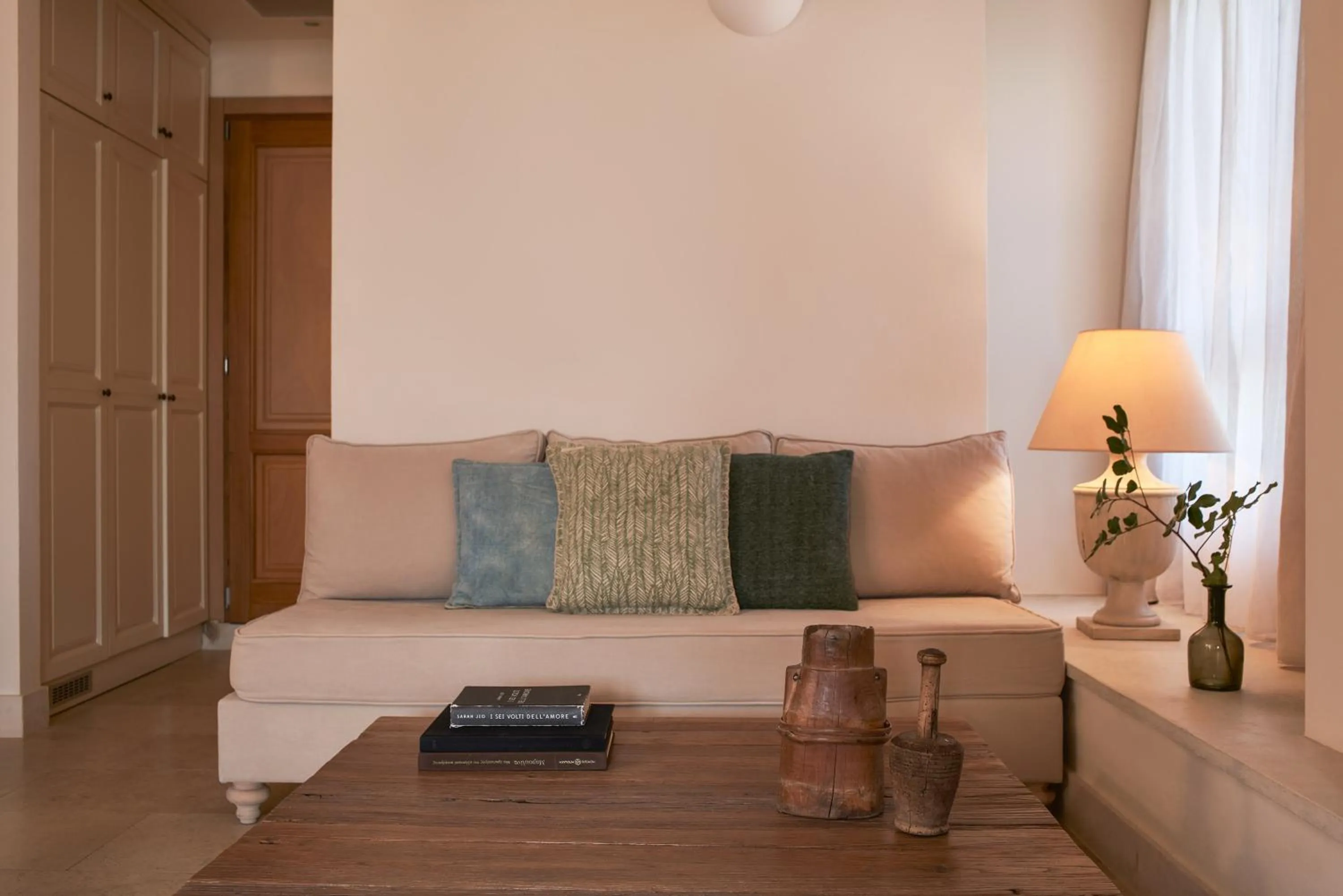 Seating area in Kapsaliana Village Hotel