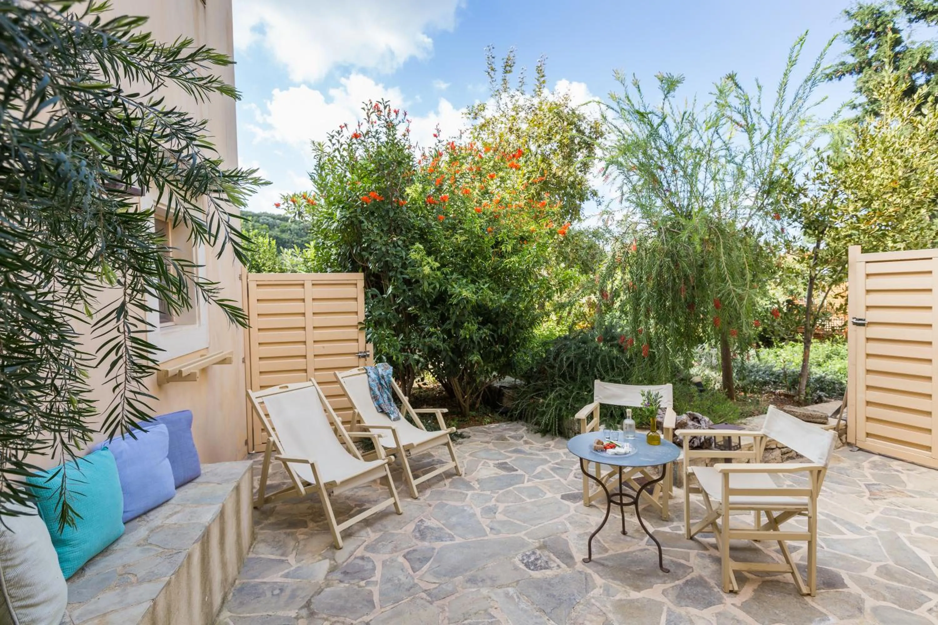 Garden view in Kapsaliana Village Hotel