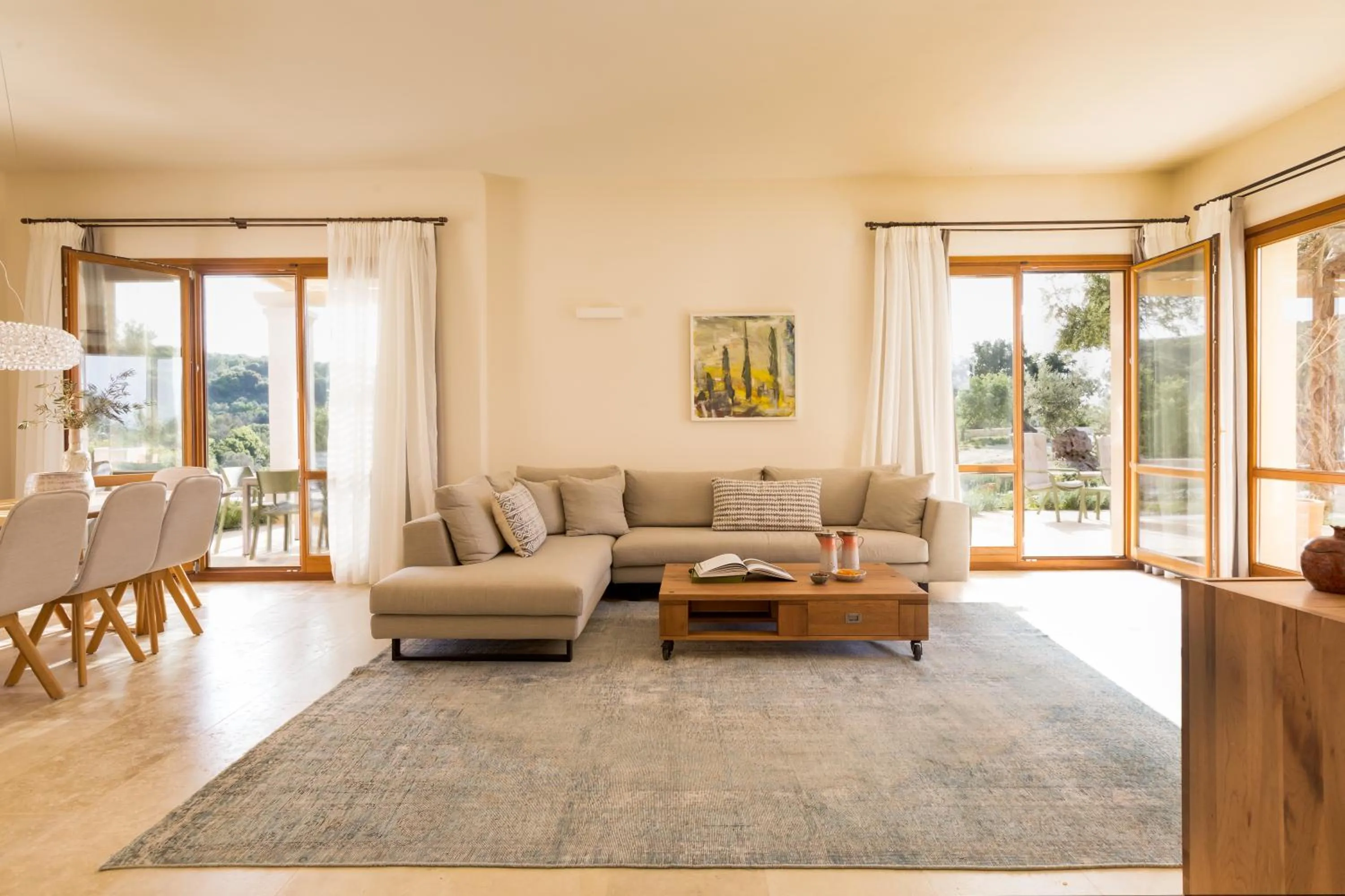 Living room in Kapsaliana Village Hotel