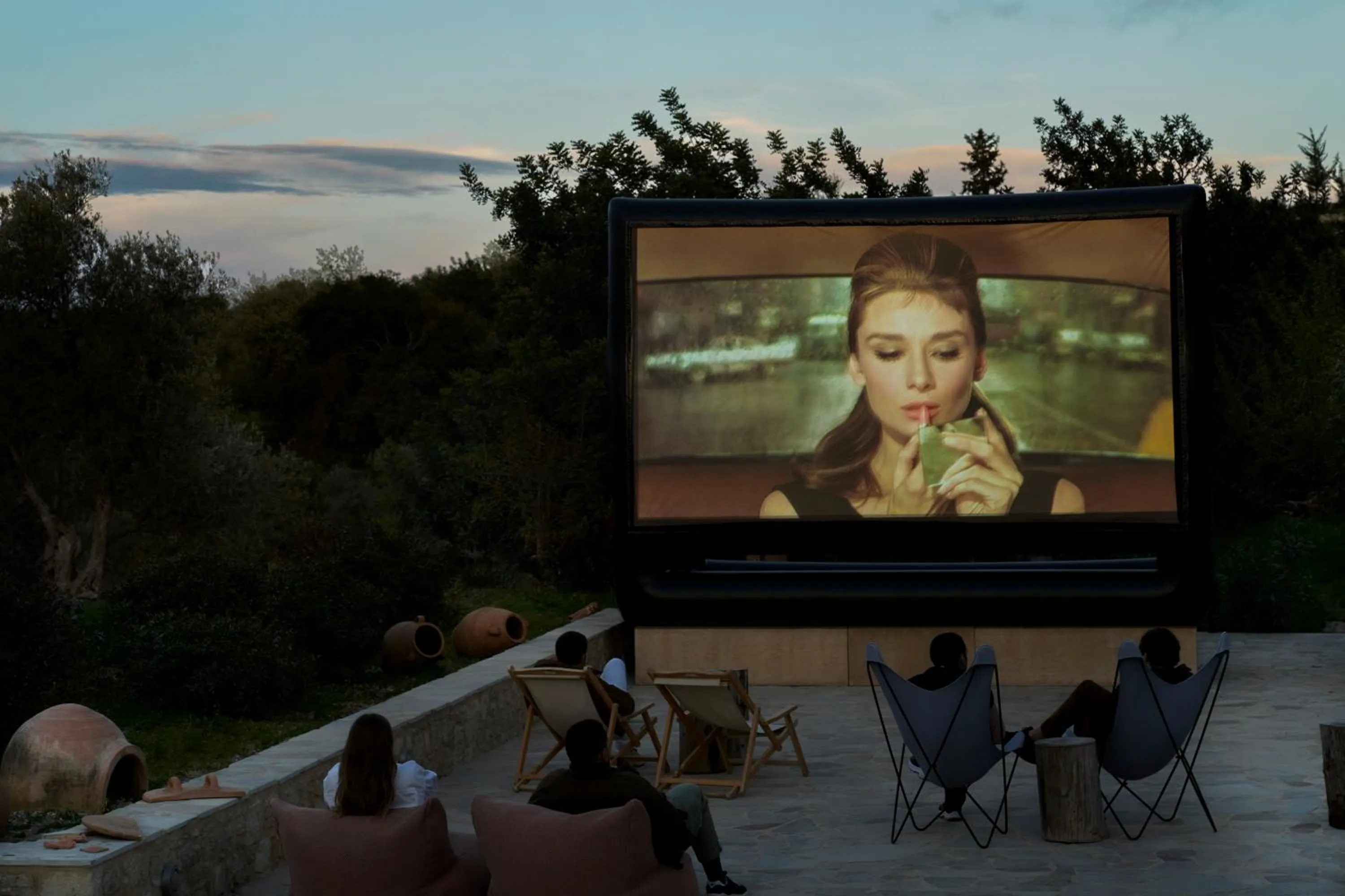 Evening entertainment in Kapsaliana Village Hotel