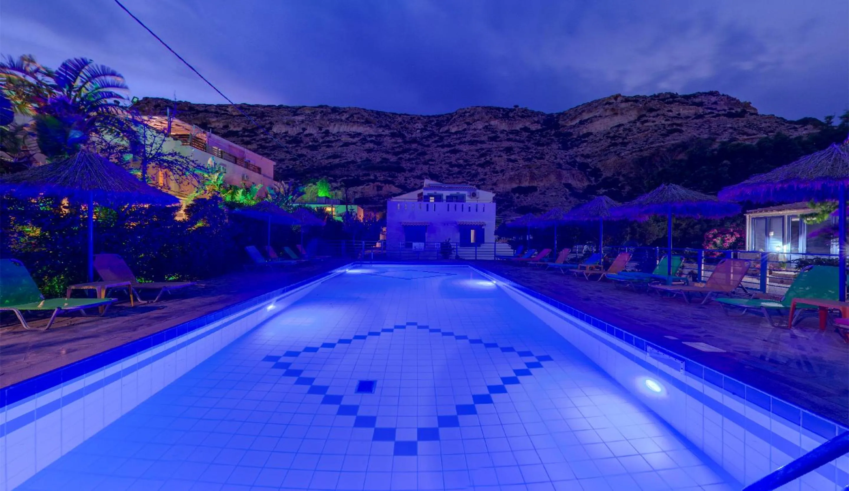 Night in Hotel Coral Matala