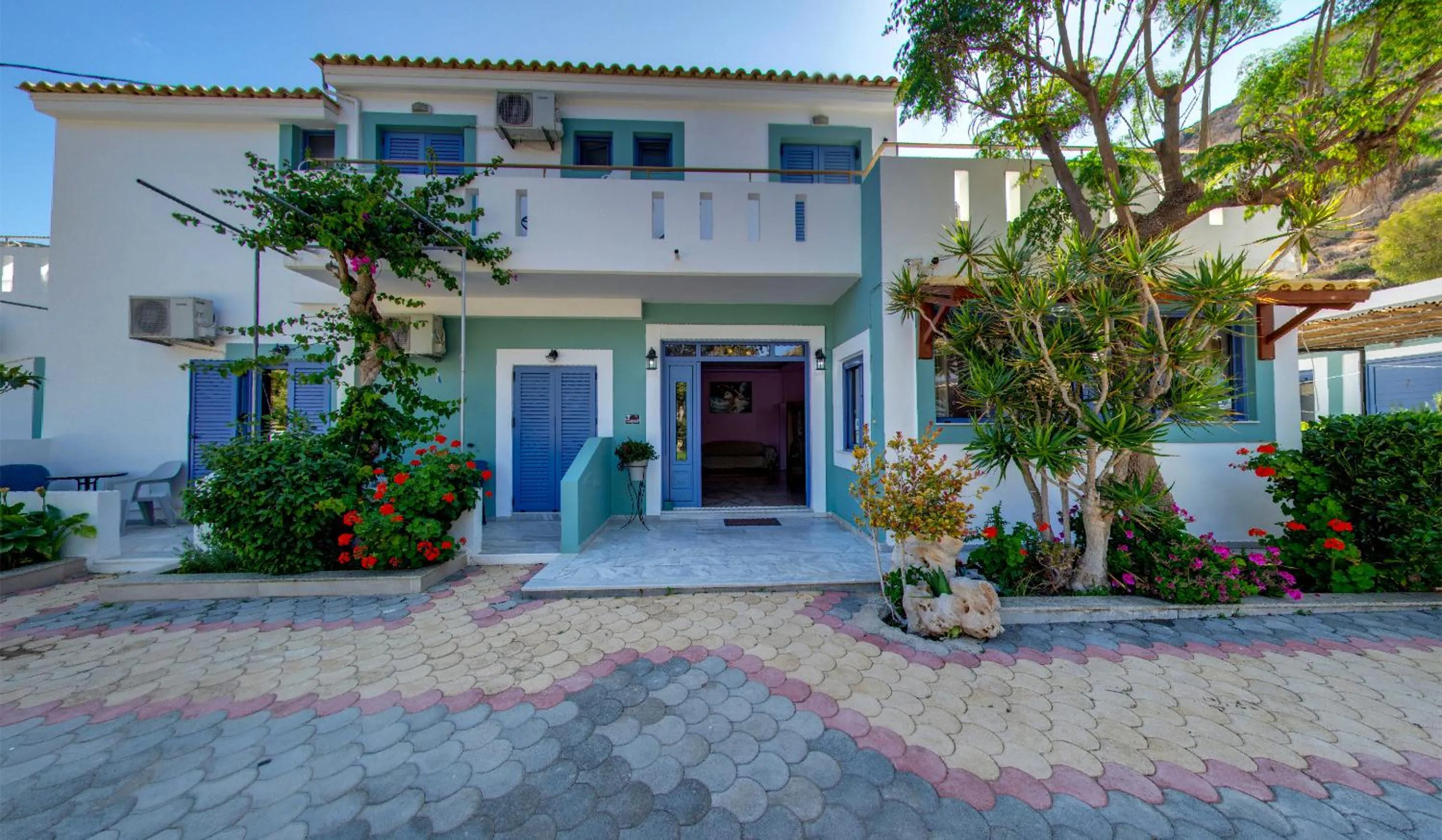 Property building in Hotel Coral Matala