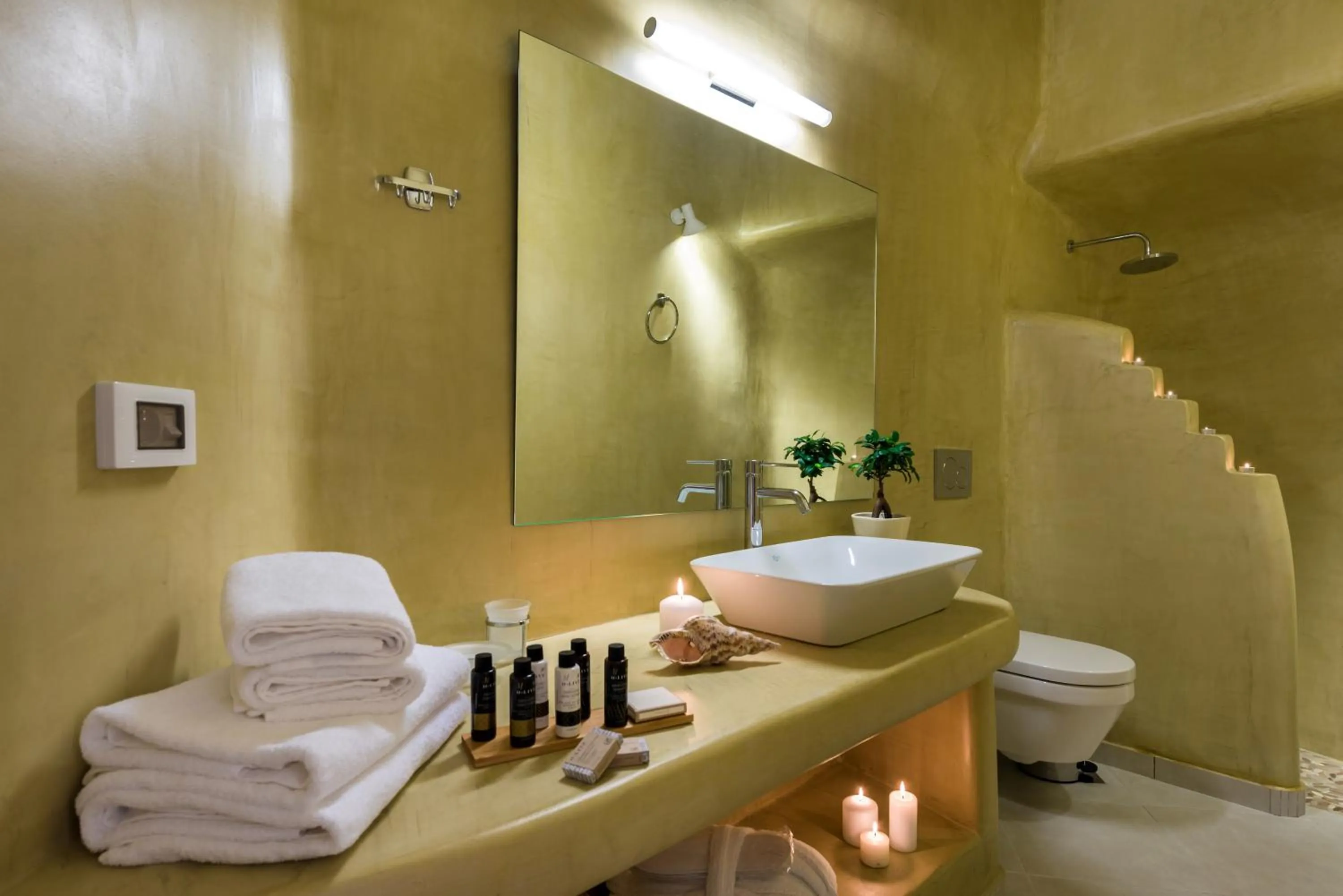 Shower in Kima Oia Suites