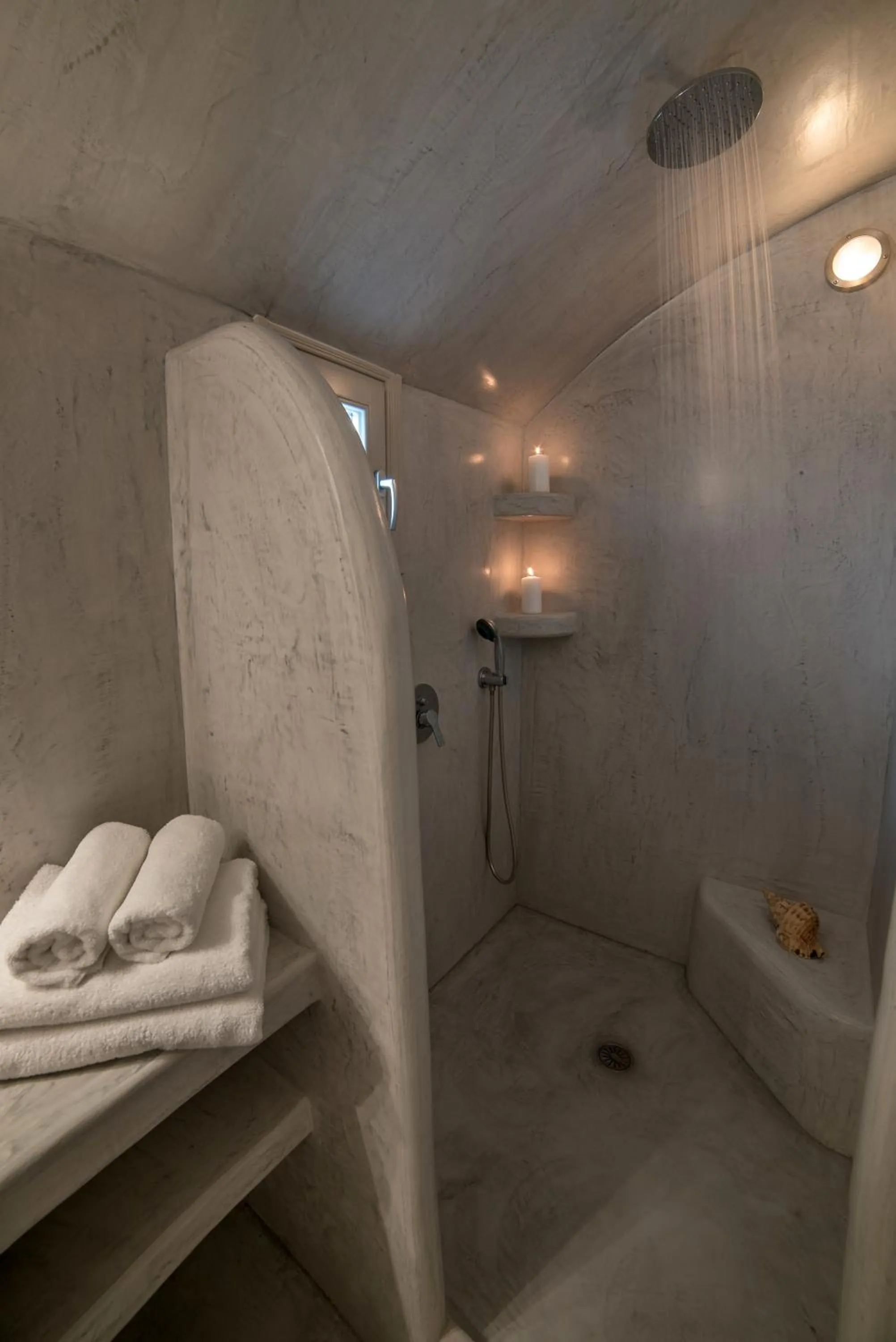 Shower in Kima Oia Suites