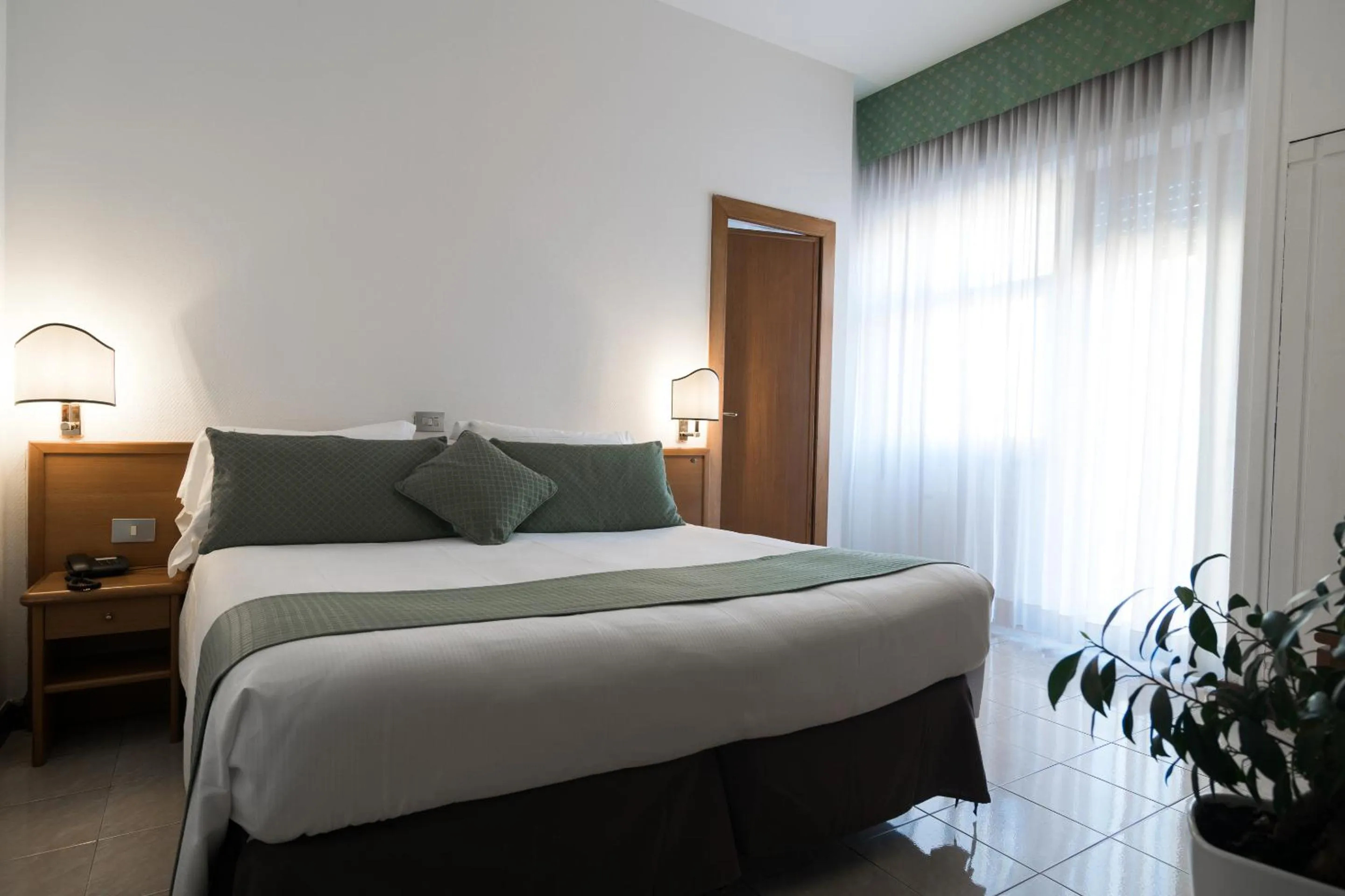 Bed in Hotel Pacific