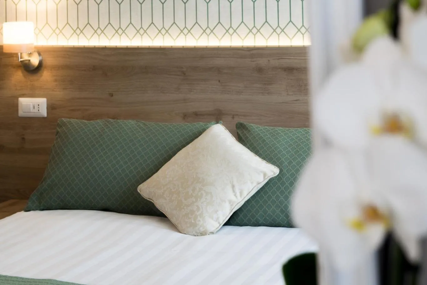 Bed in Hotel Pacific