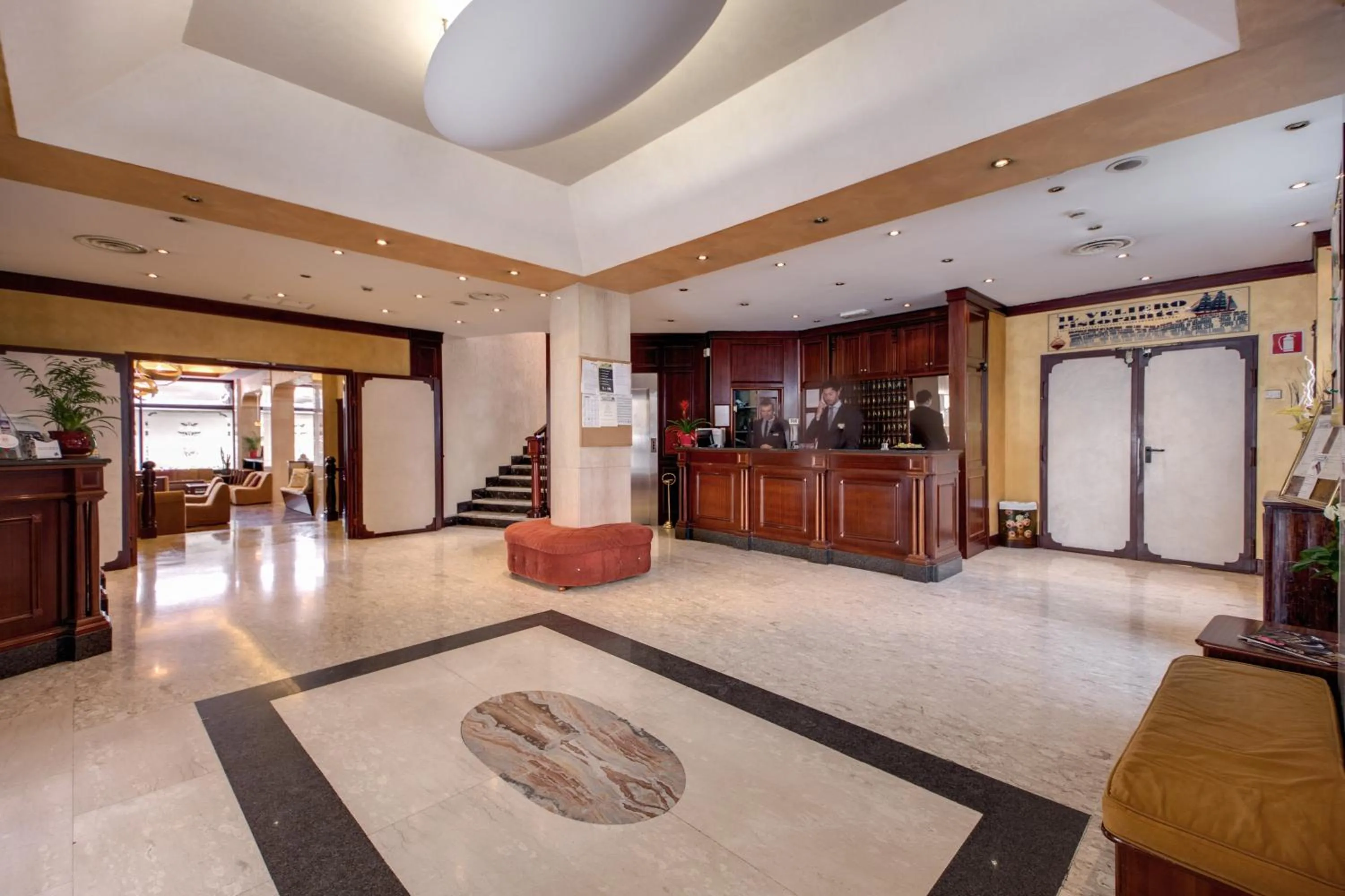 Lobby or reception in Hotel Pacific