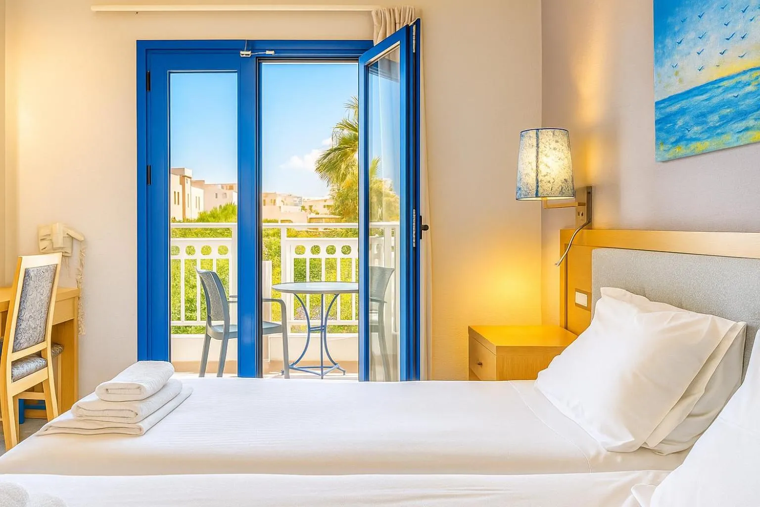 Bed in Sergiani Garden Hotel Apartments