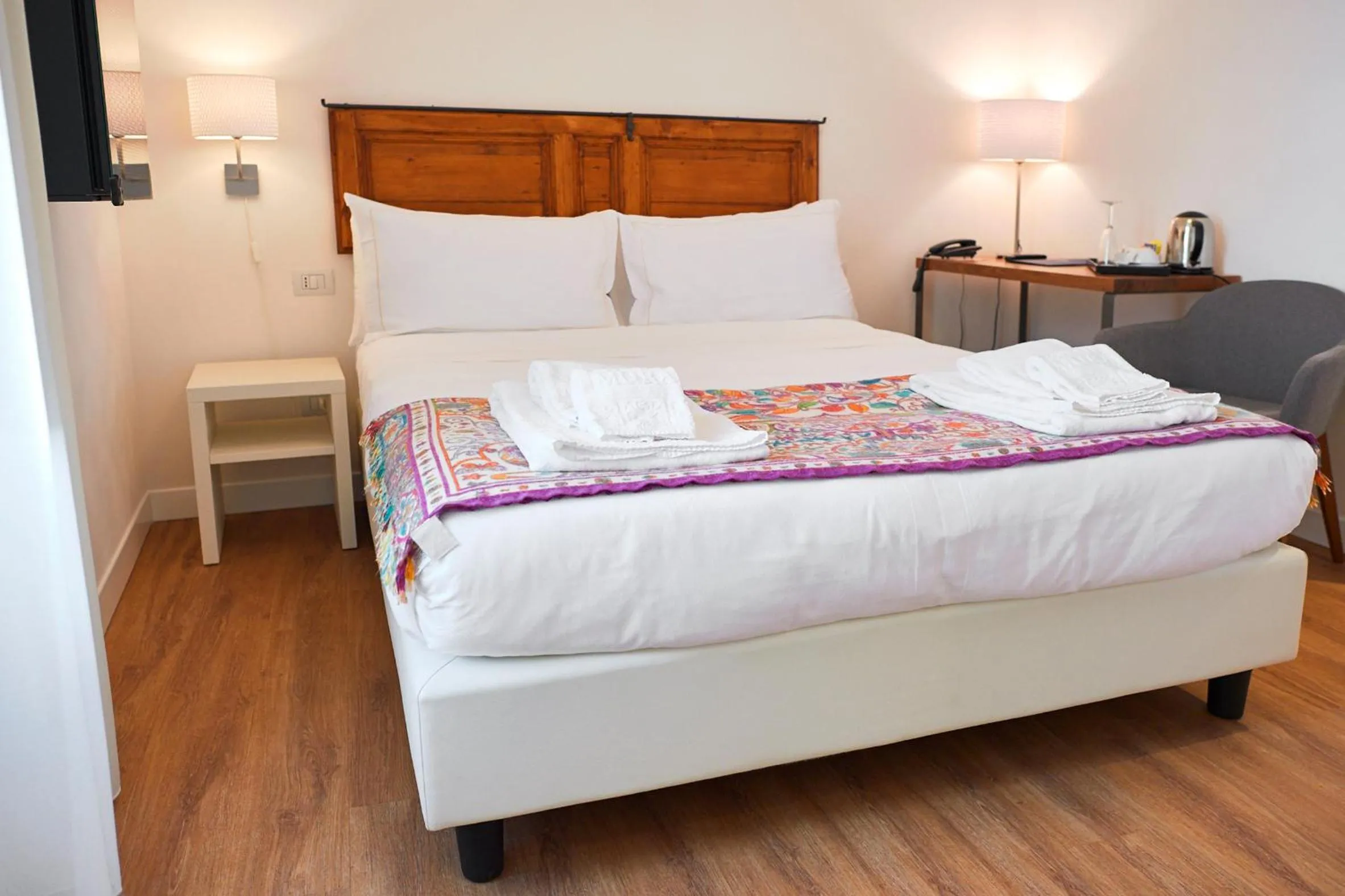 Photo of the whole room, Bed in Sopra Le Mura