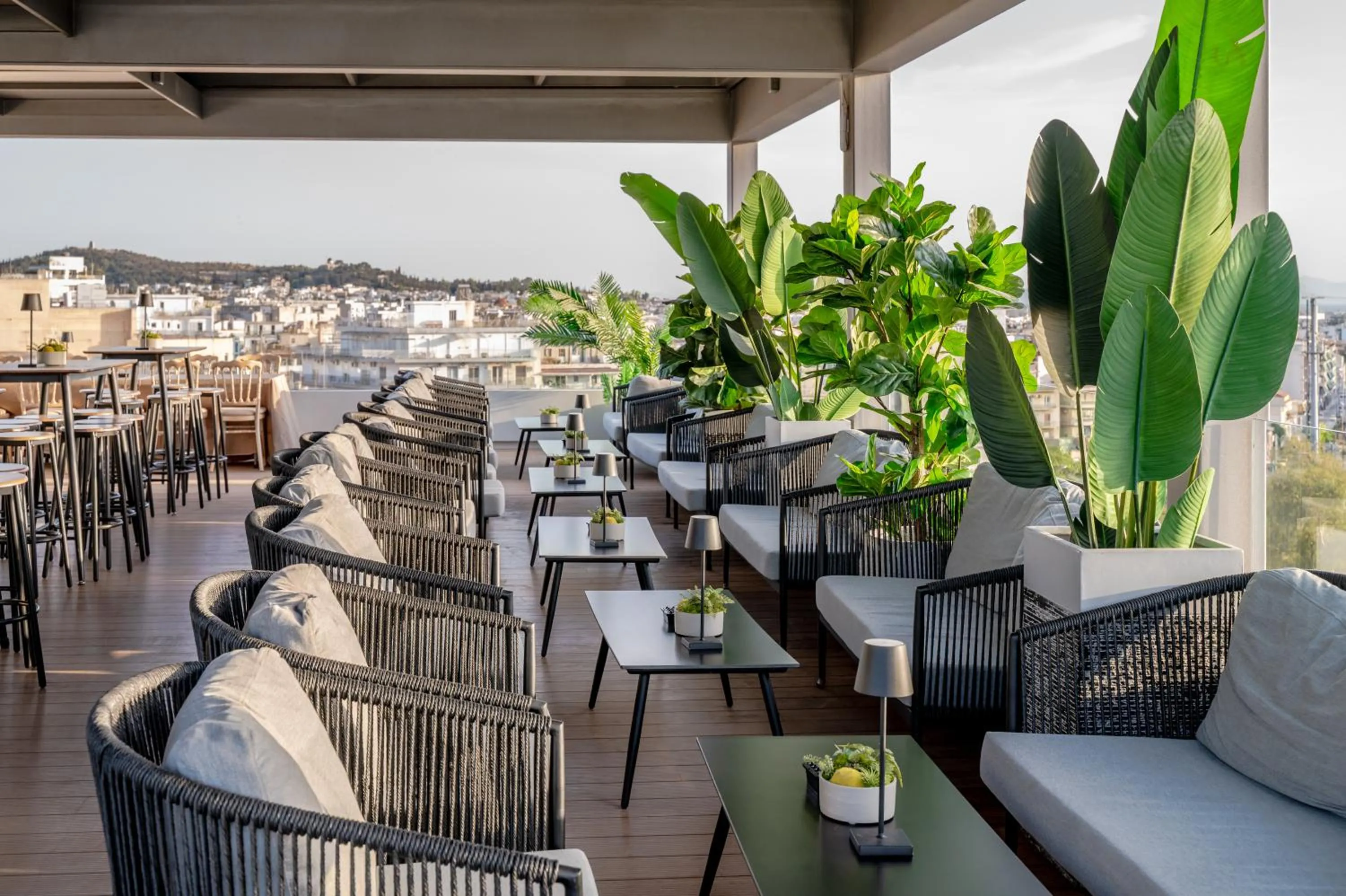 Restaurant/places to eat in Candia Hotel