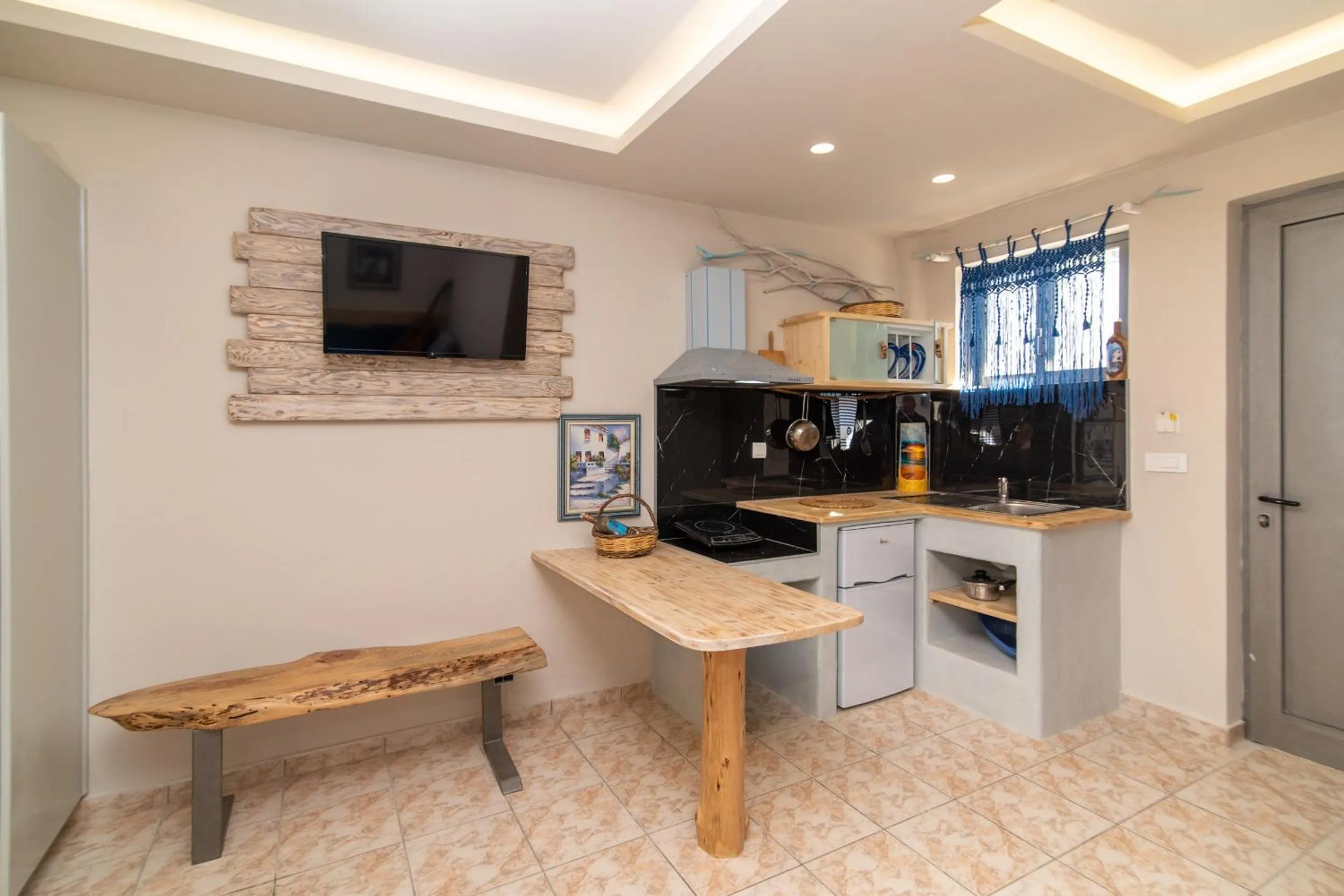Kitchen or kitchenette in Iniohos Zante Hotel & Suites