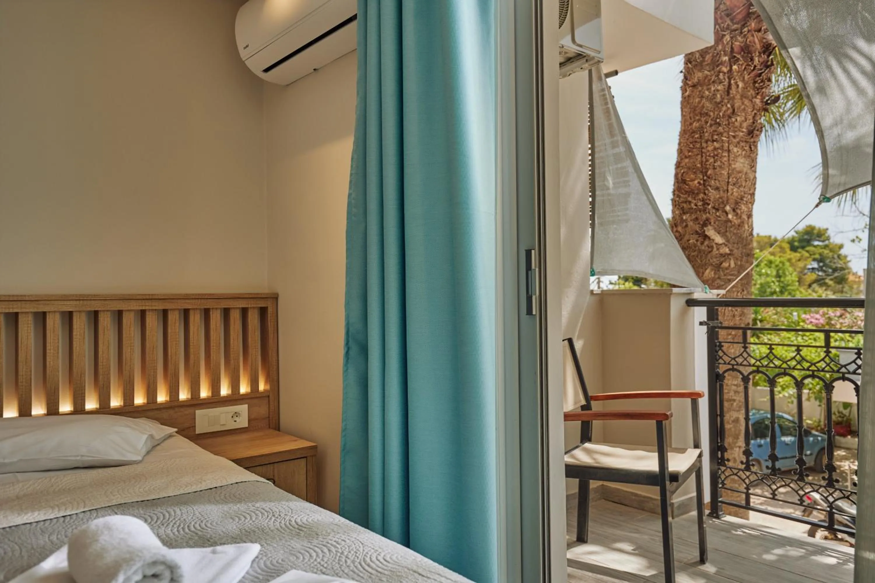 Balcony/Terrace, Bed in Iniohos Zante Hotel & Suites