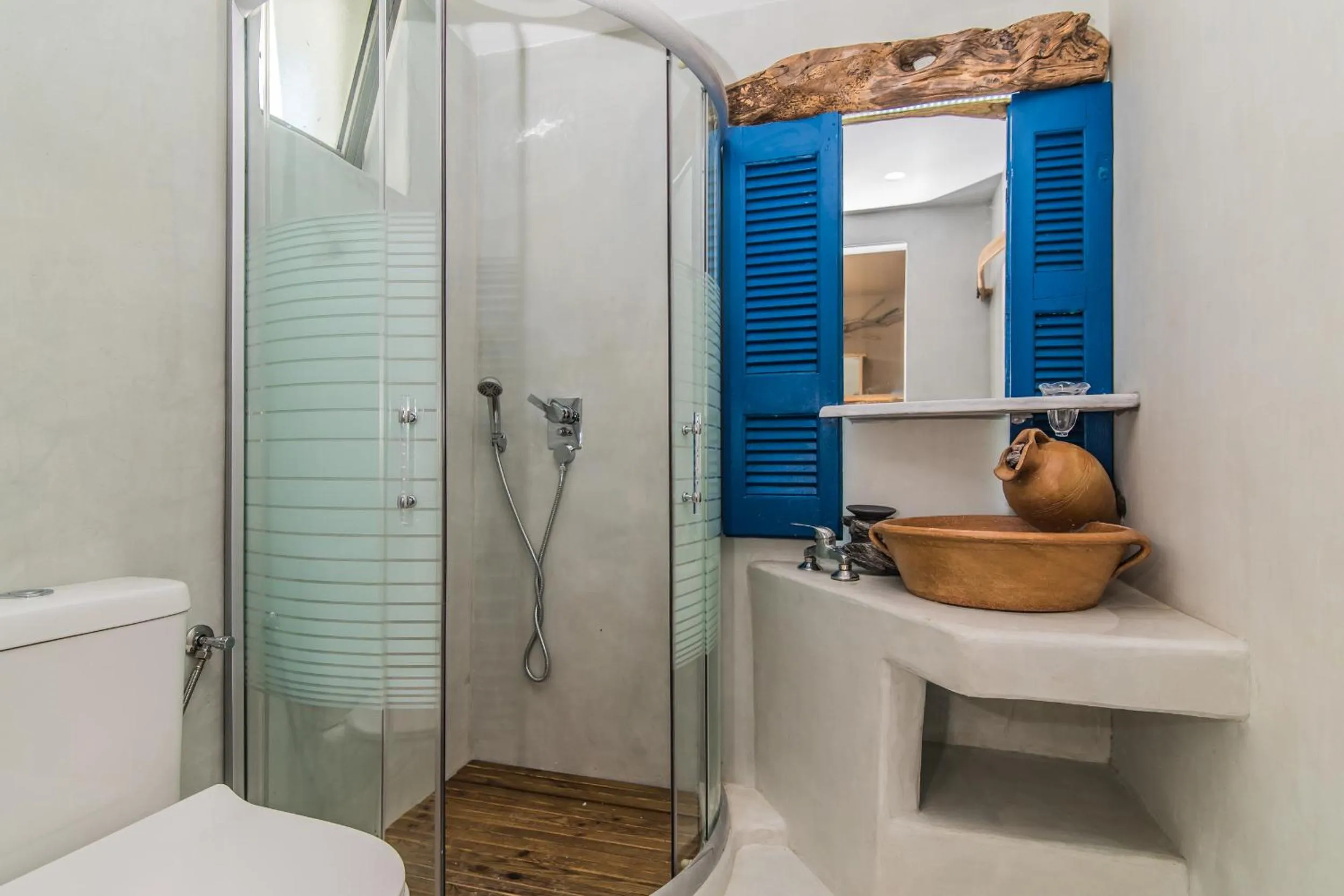 Bathroom in Iniohos Zante Hotel & Suites