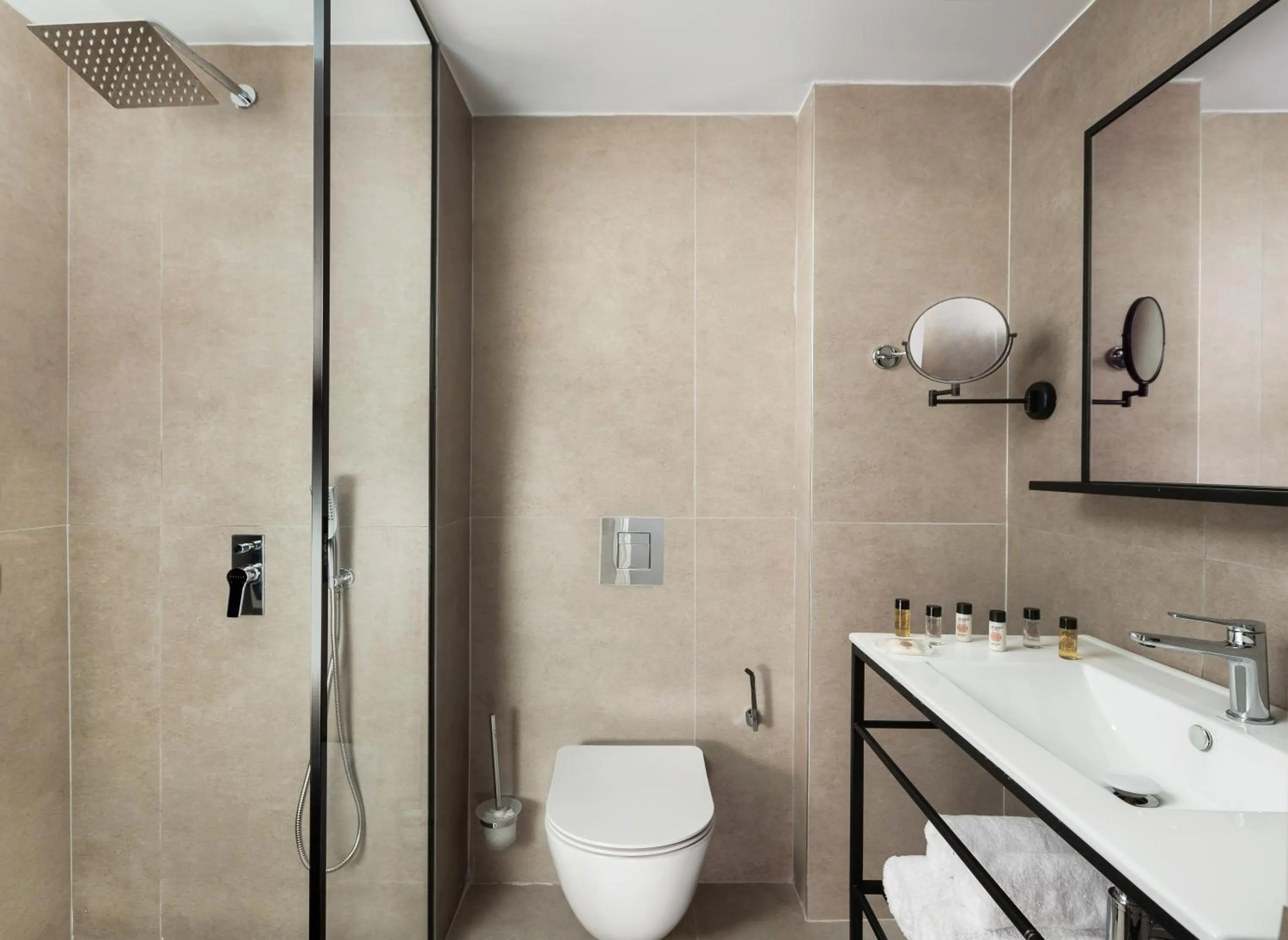 Bathroom in Kos Divine Hotel & Suites