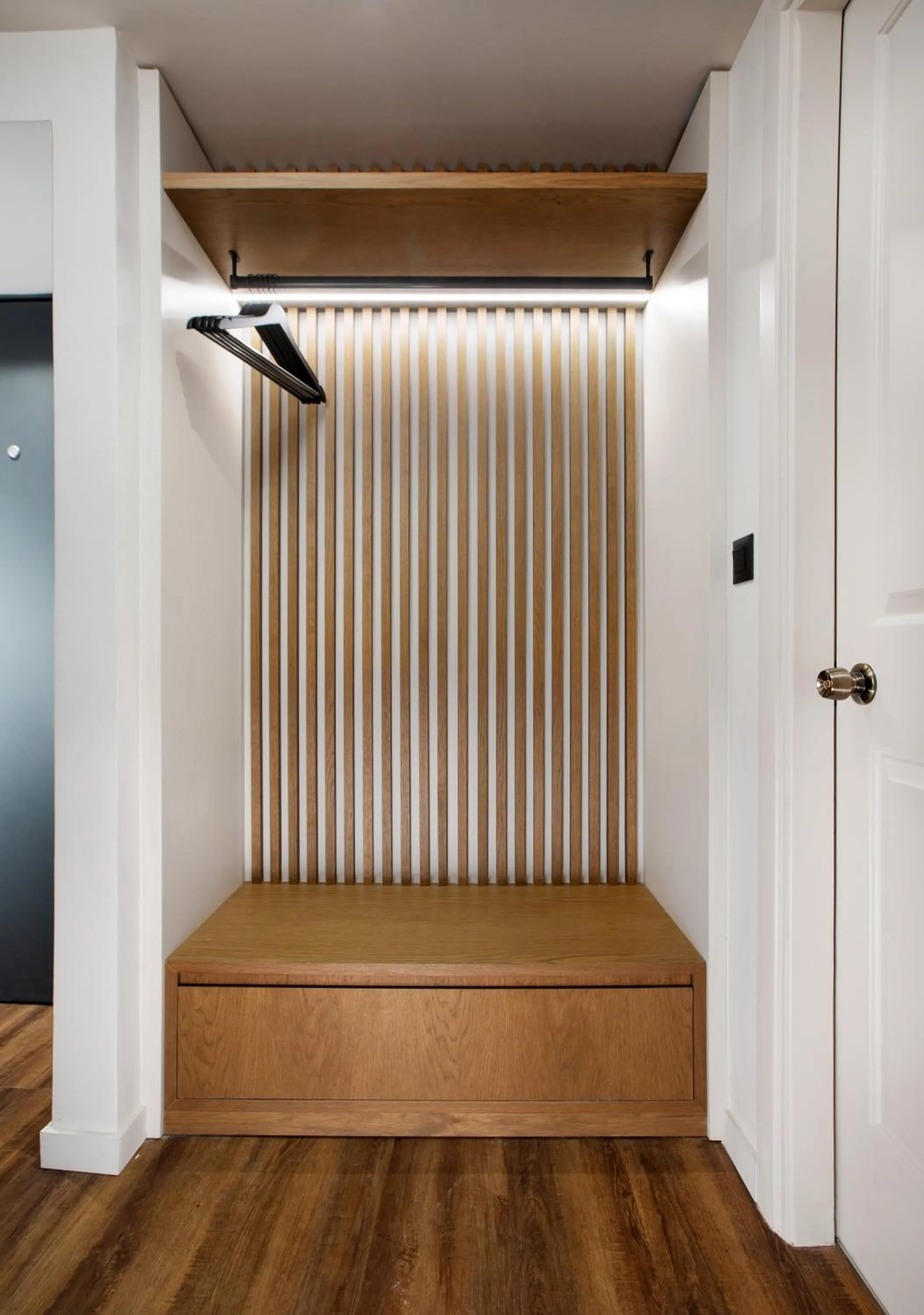 wardrobe in Kos Divine Hotel & Suites