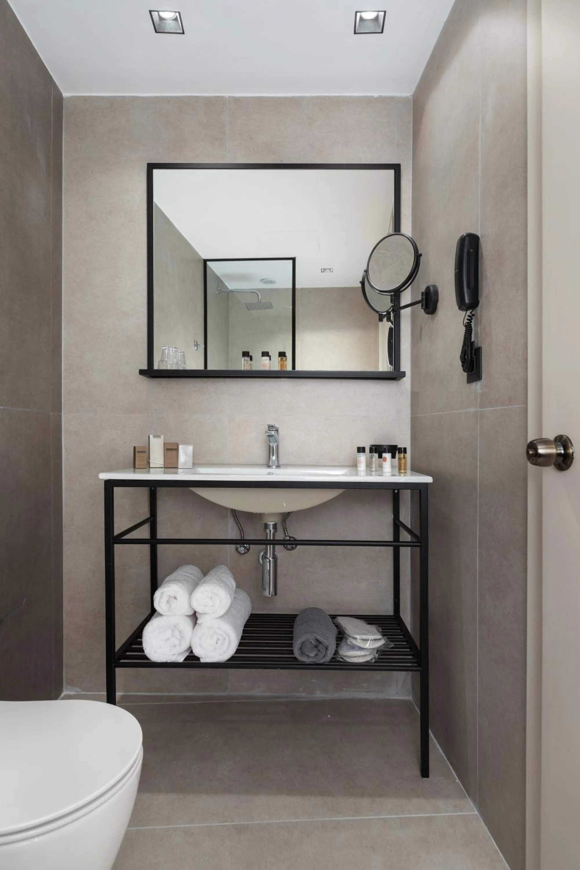 Bathroom in Kos Divine Hotel & Suites