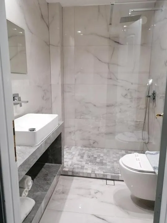 Bathroom in Hotel Alexandros