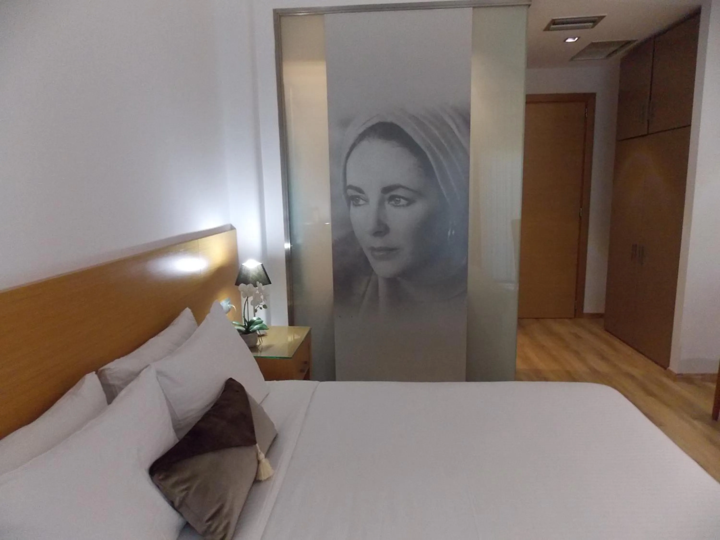 Bedroom, Bed in Hotel Alexandros