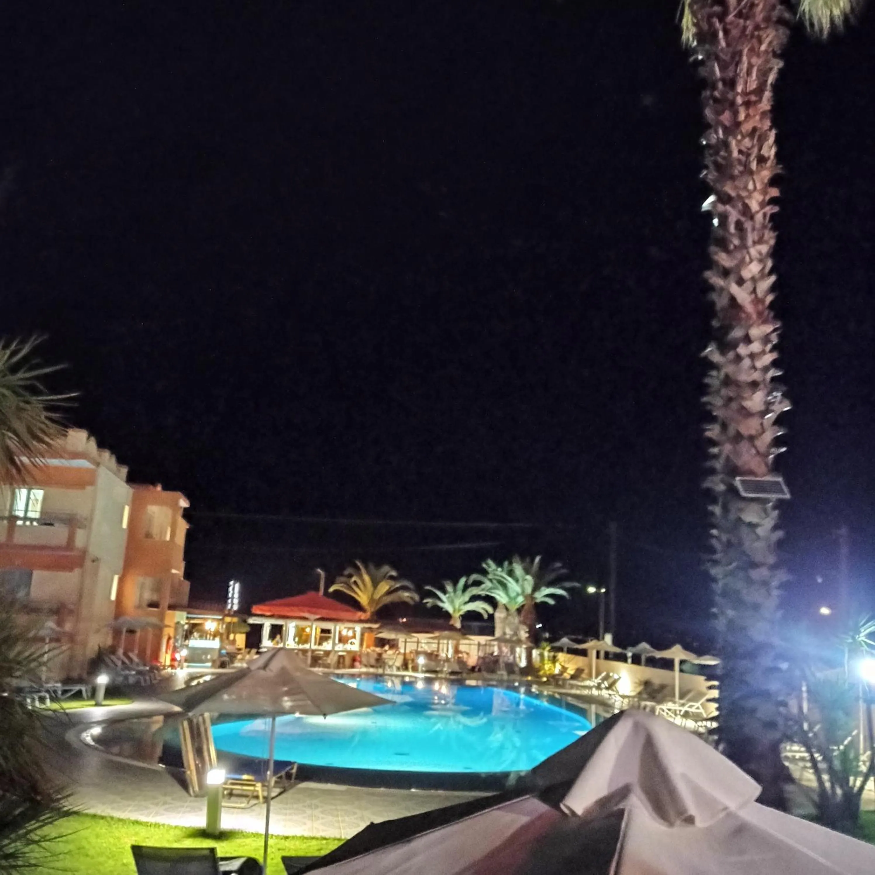 Night in Ninos On The Beach Hotel