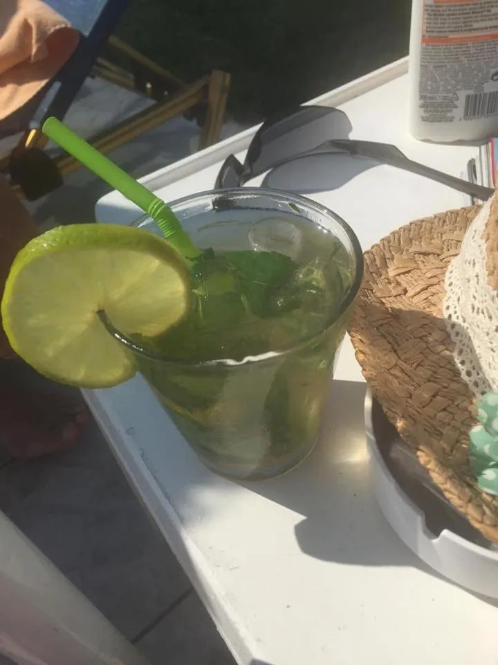 Non alcoholic drinks in Ninos On The Beach Hotel