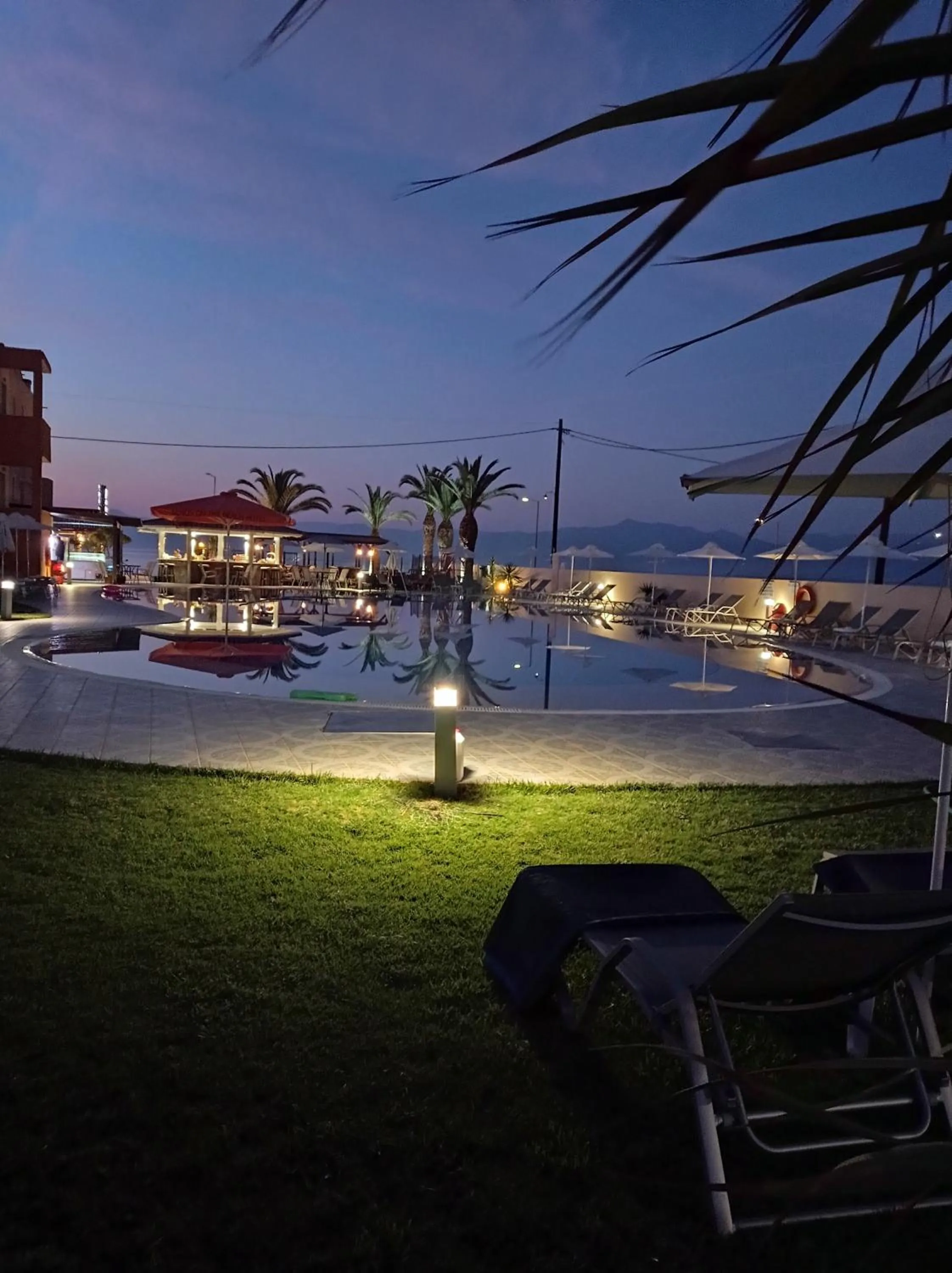 Night in Ninos On The Beach Hotel