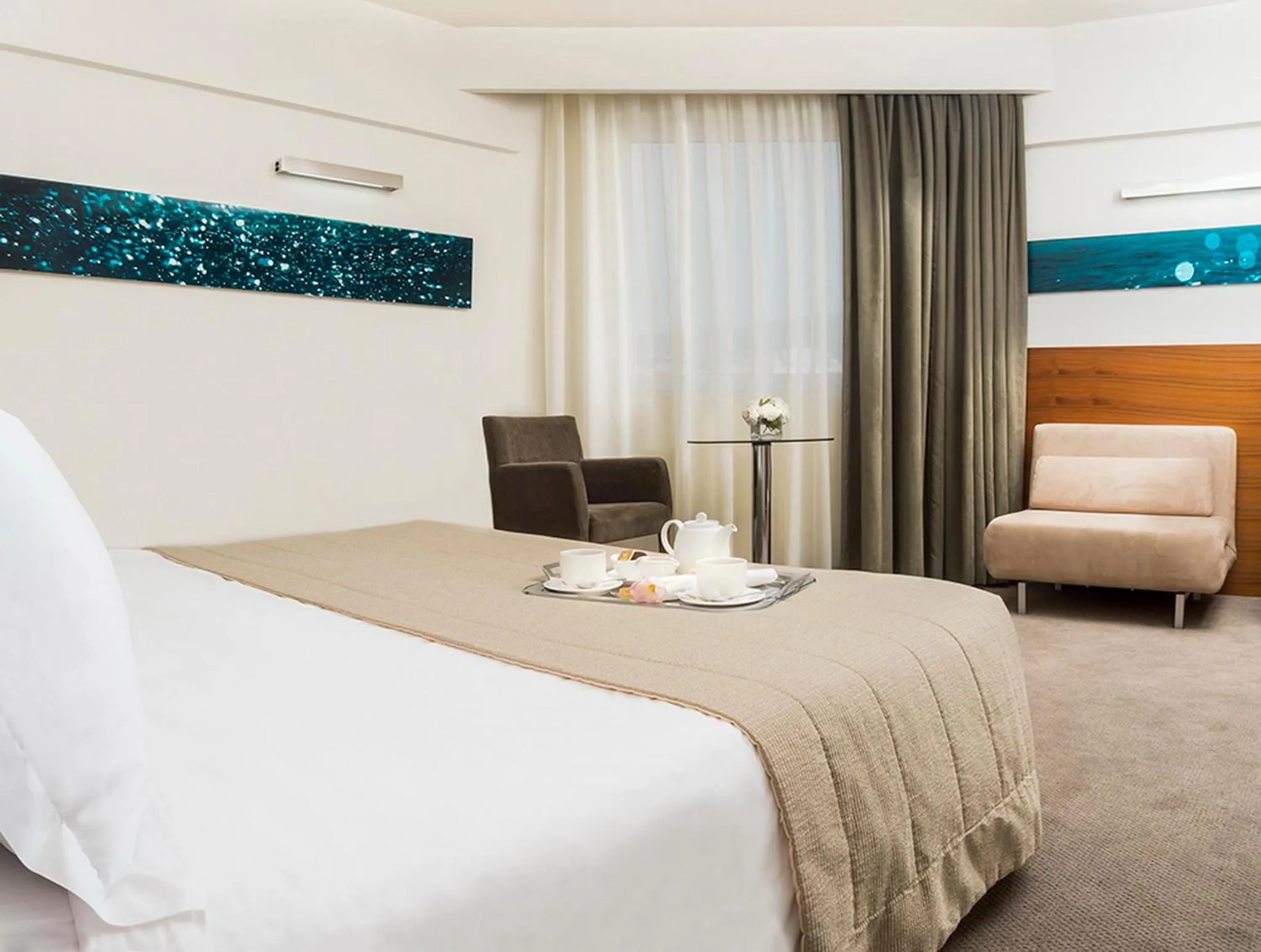 Photo of the whole room, Bed in Lucy Hotel