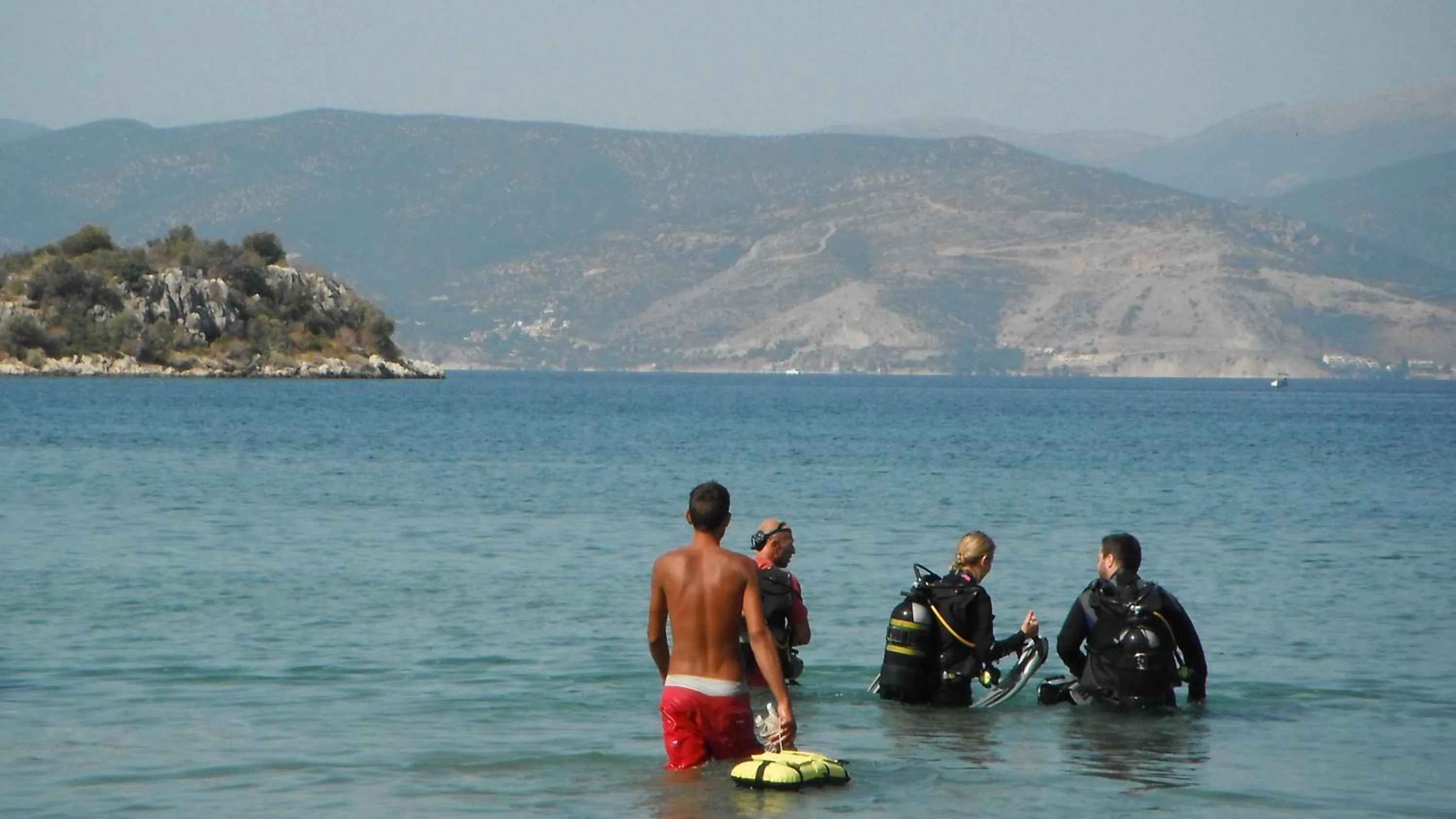 Diving in Perivoli Country Hotel & Retreat