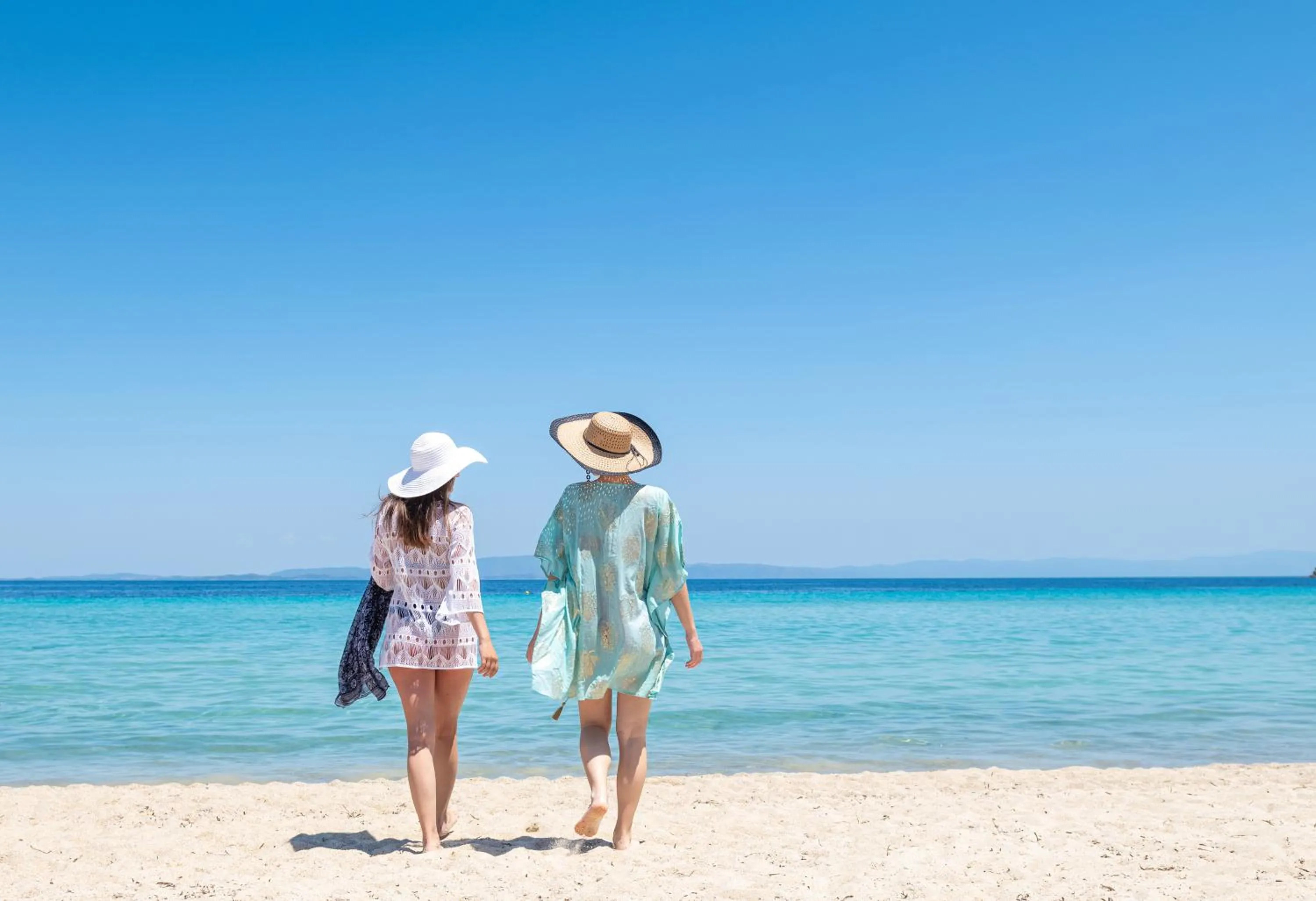 Beach in Antigoni Seaside Resort