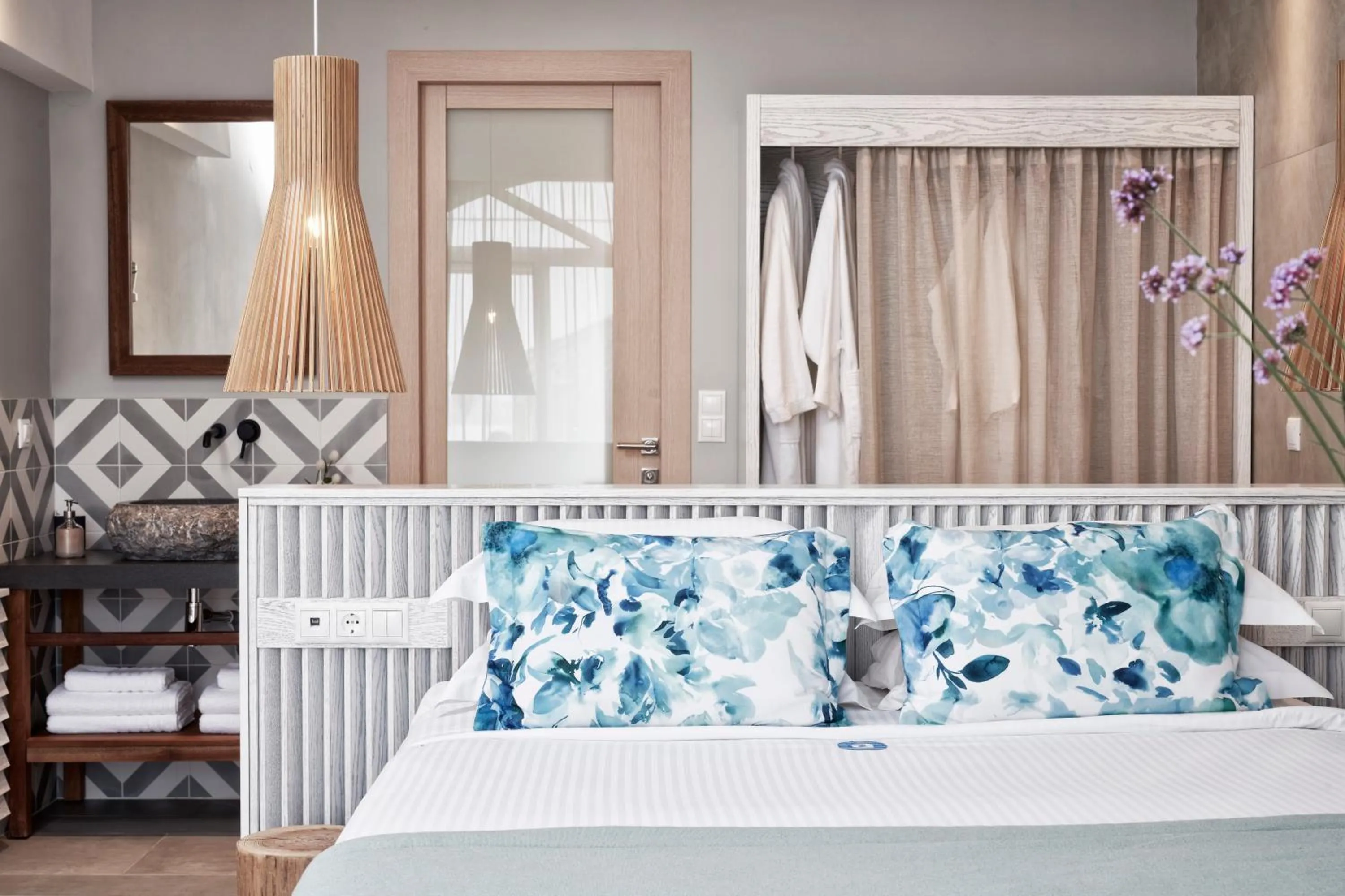 Property building, Bed in Antigoni Seaside Resort