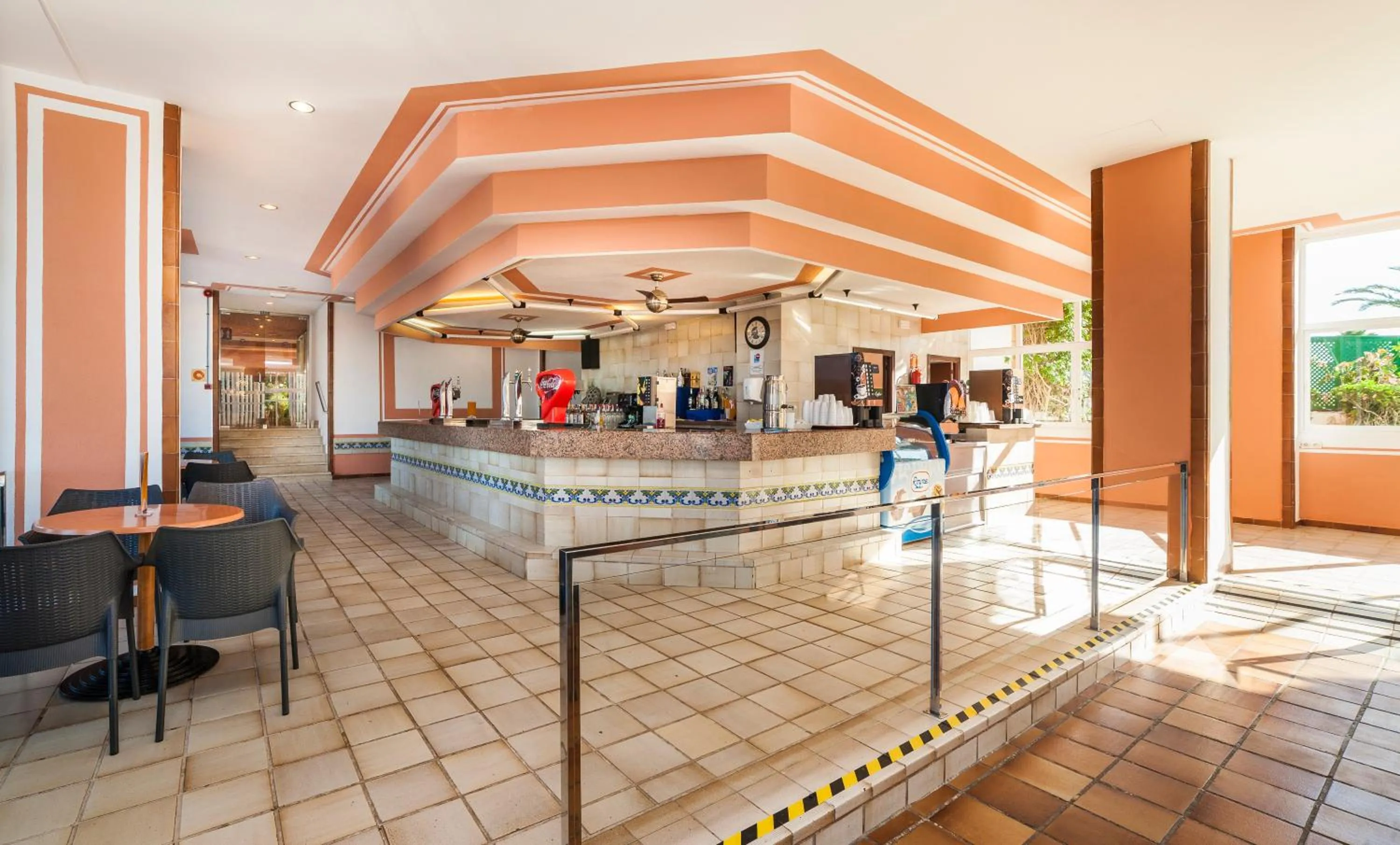 Lounge or bar in Globales Samoa