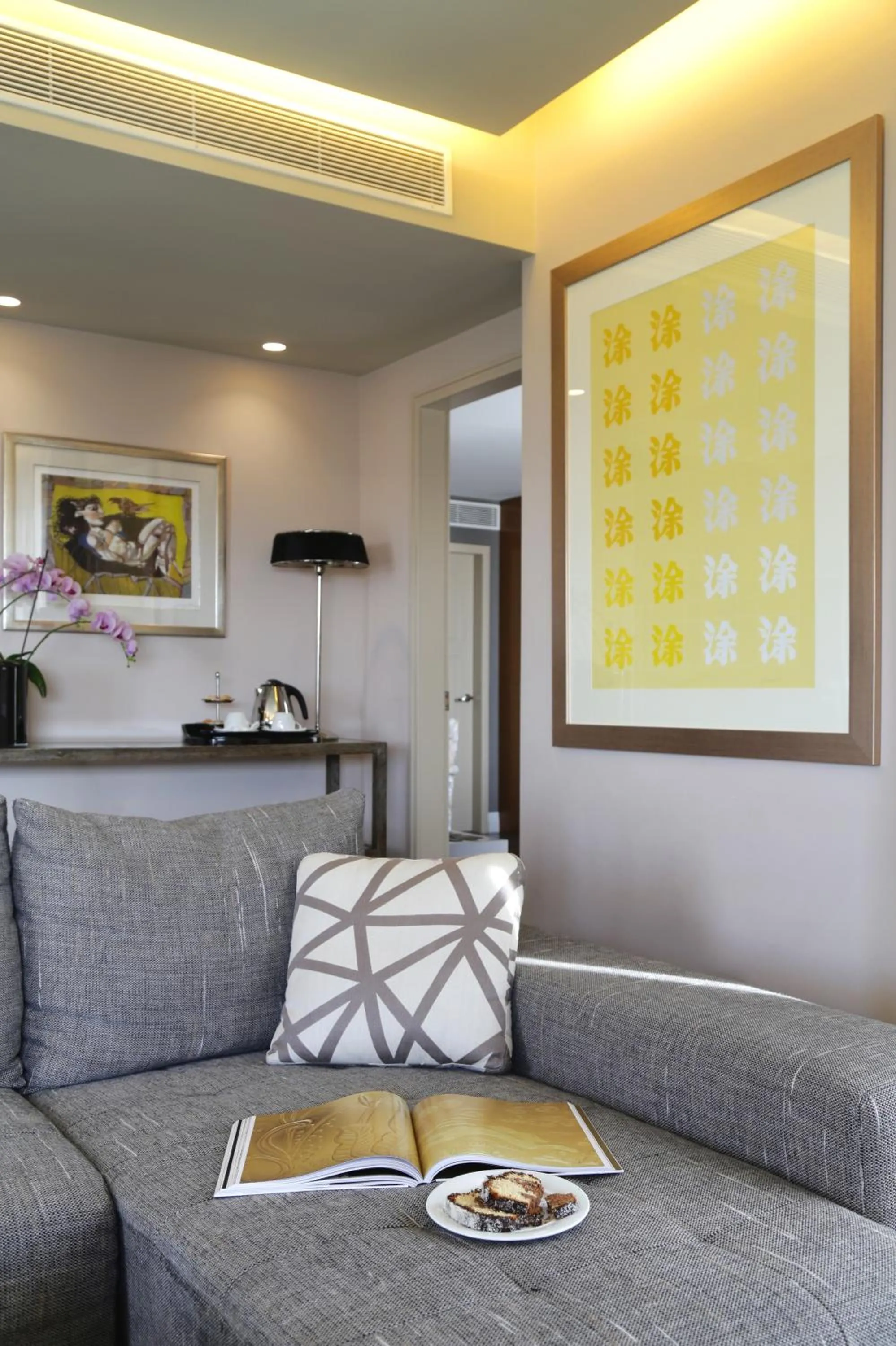 Living room in The Y Hotel