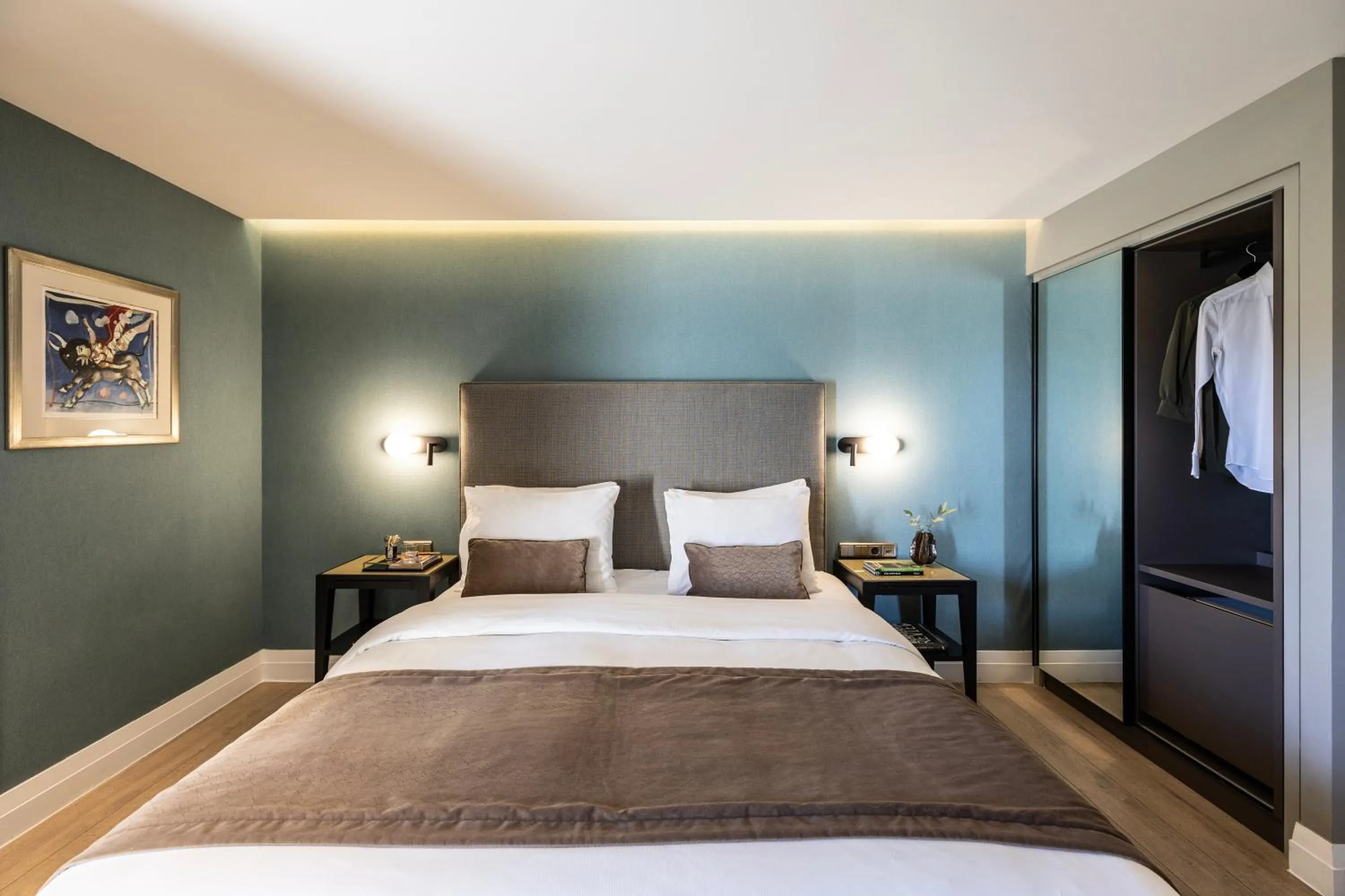 Photo of the whole room, Bed in The Y Hotel