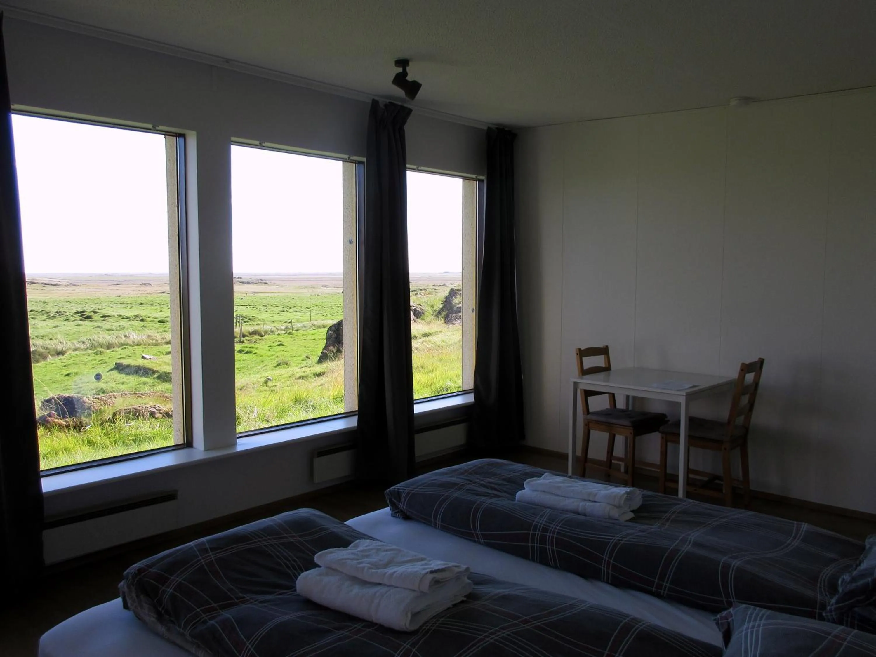 Photo of the whole room, Bed in Rauðaberg II