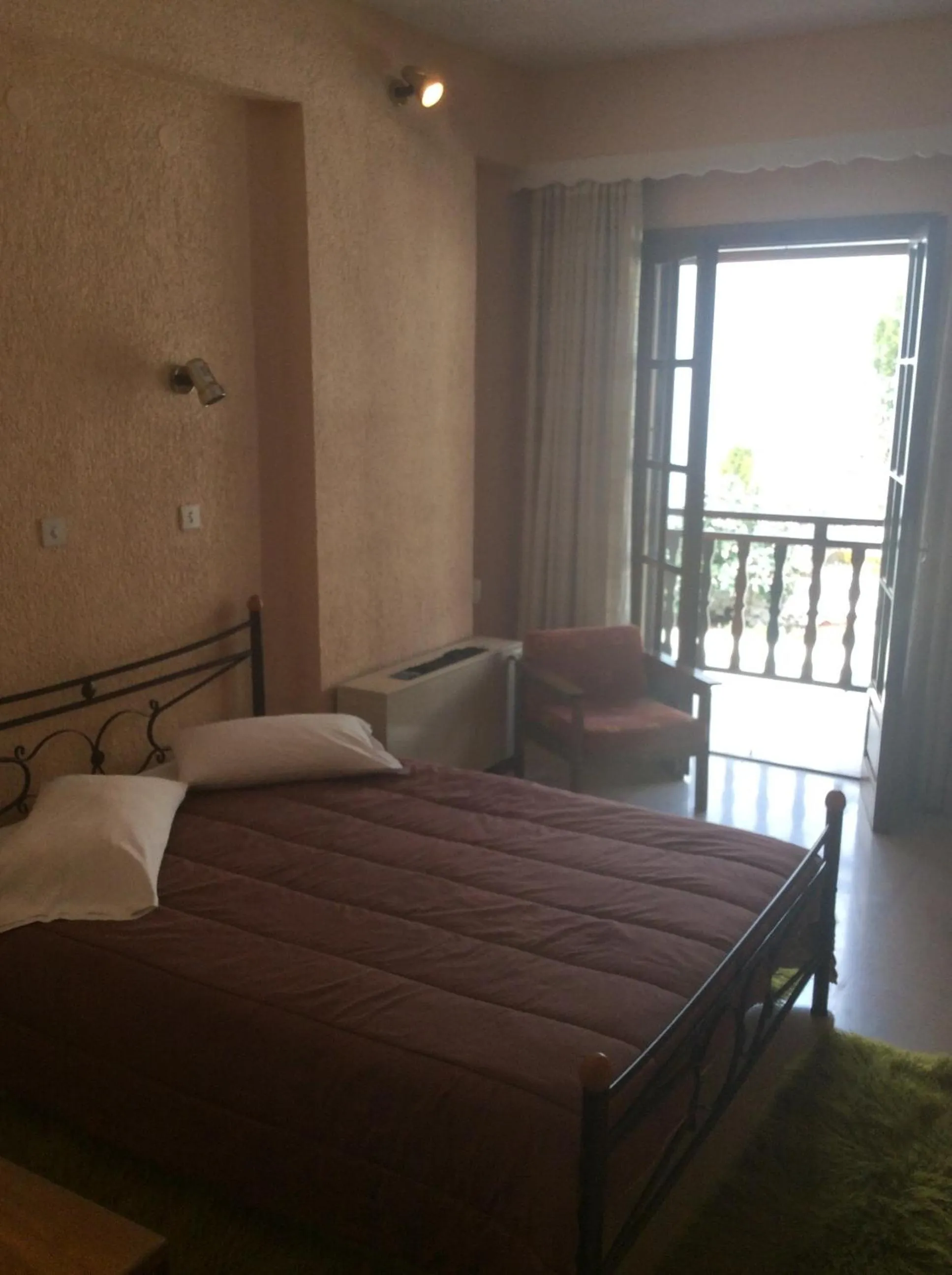 Bed in Olympic Hotel