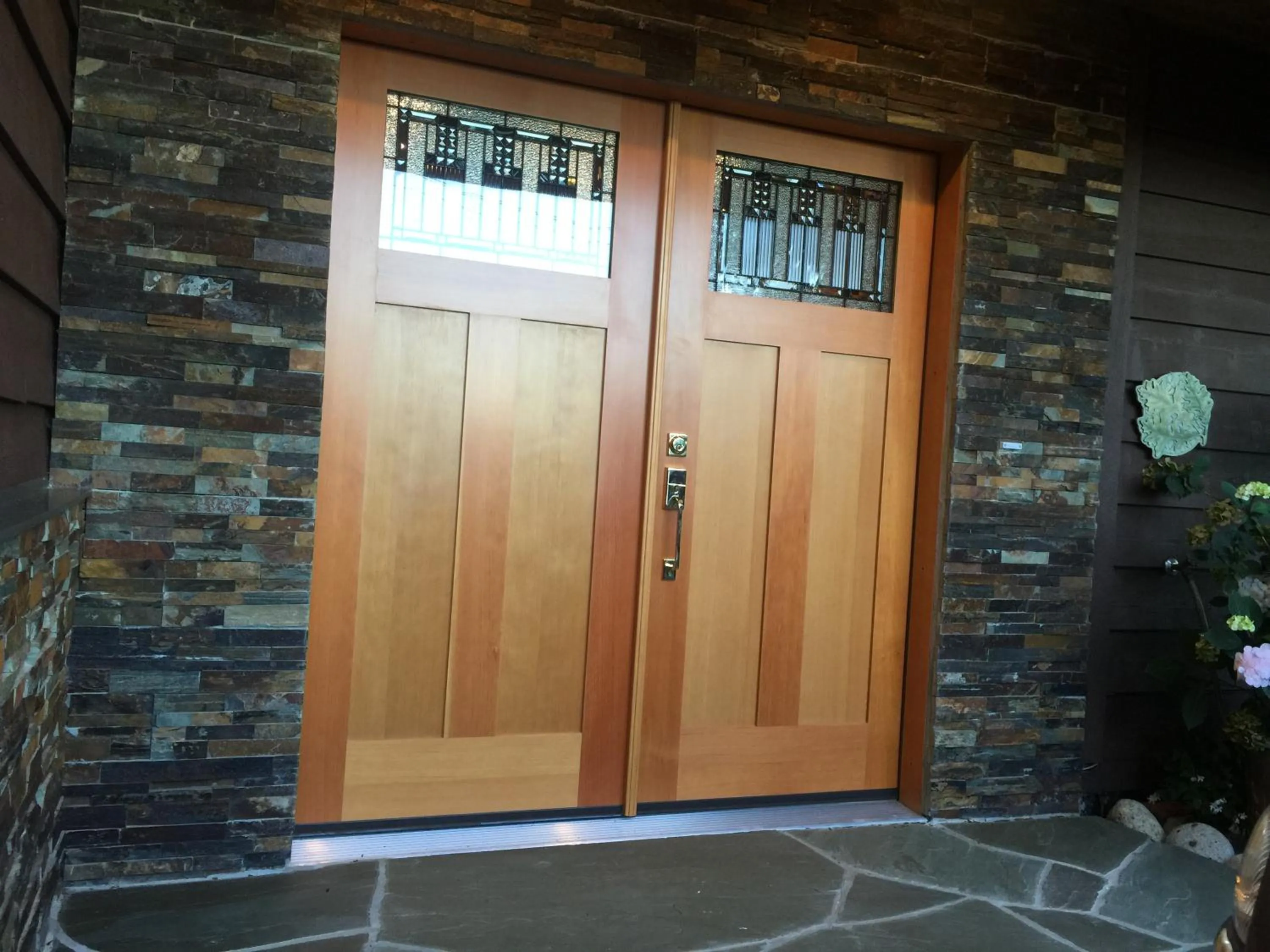 Facade/entrance in Garden Bridge House