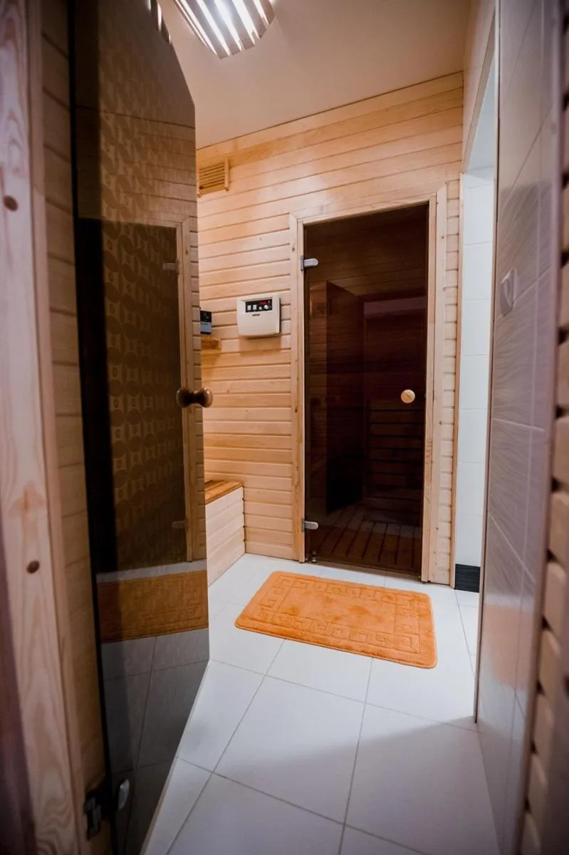 Sauna, Bed in Irena