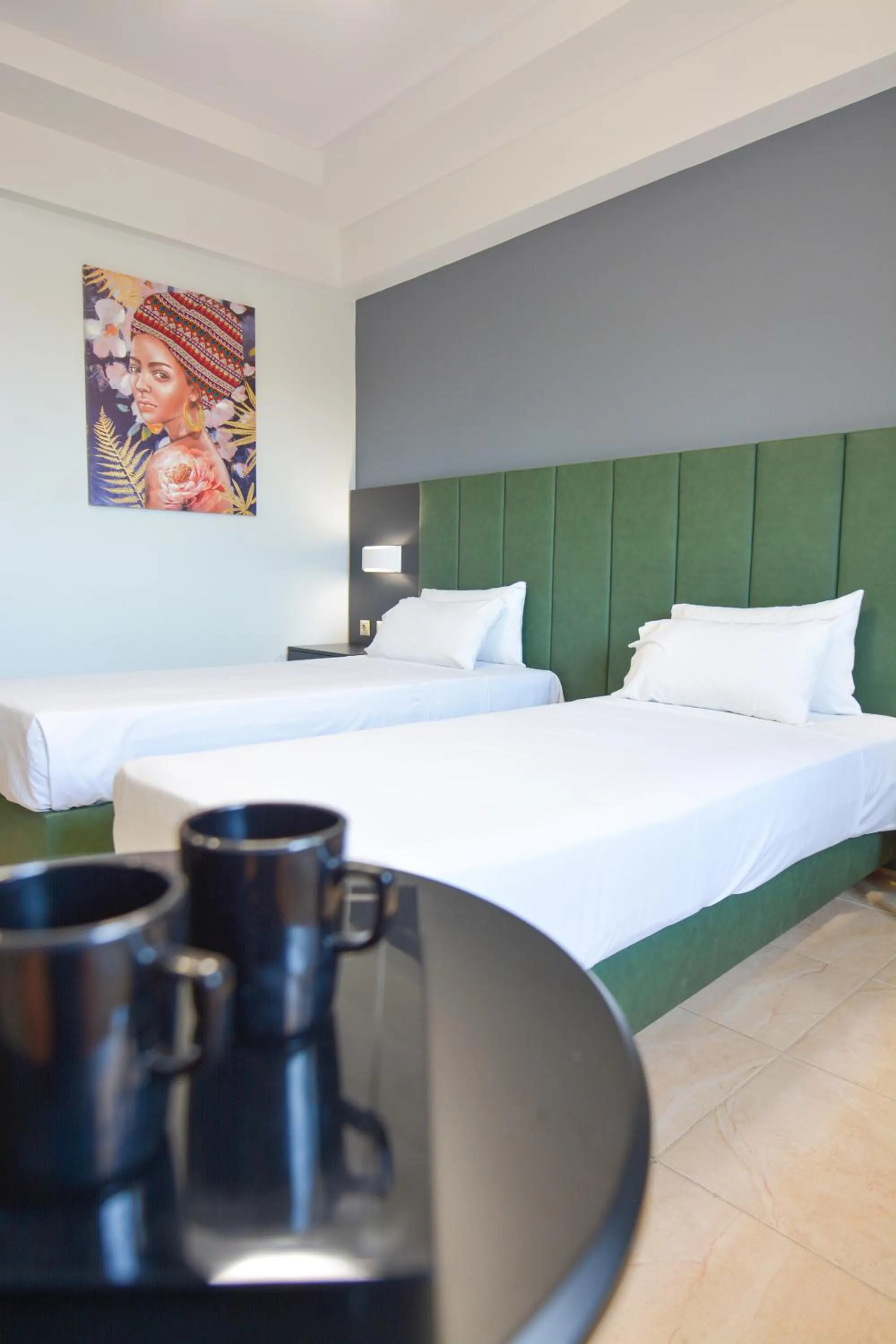 Coffee/tea facilities, Bed in Perinthos Hotel