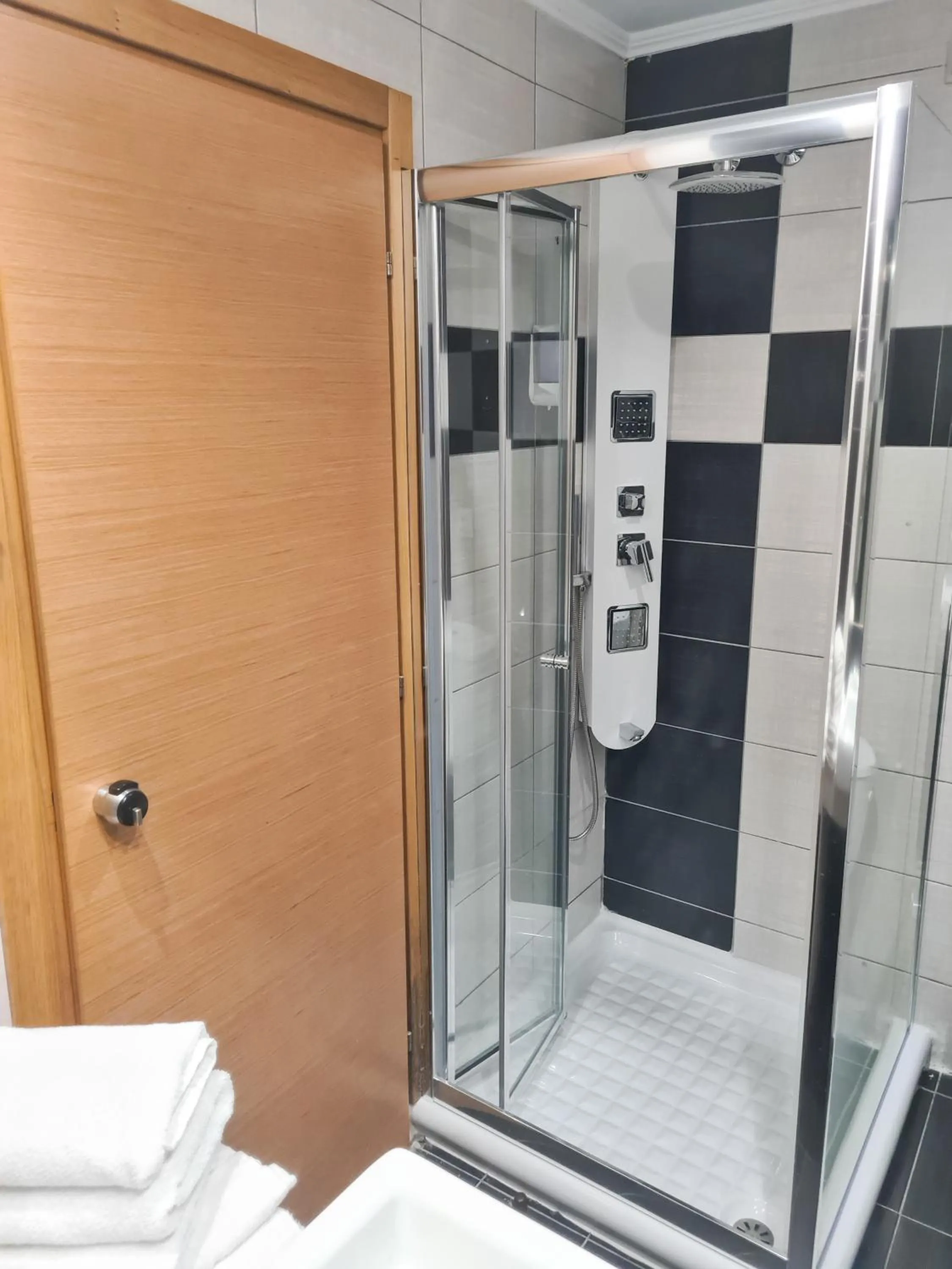 Bathroom in Perinthos Hotel