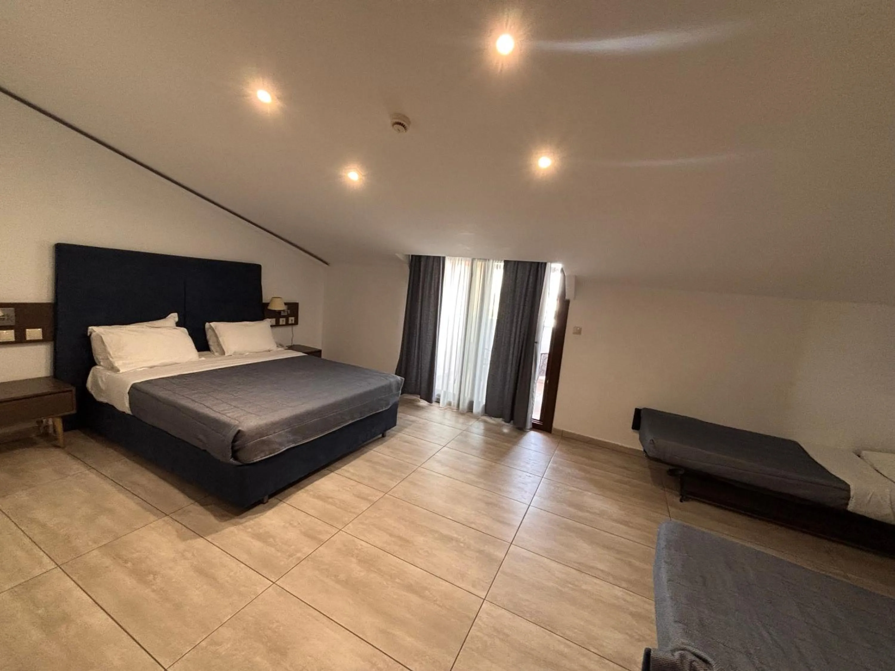 Bed in Perinthos Hotel