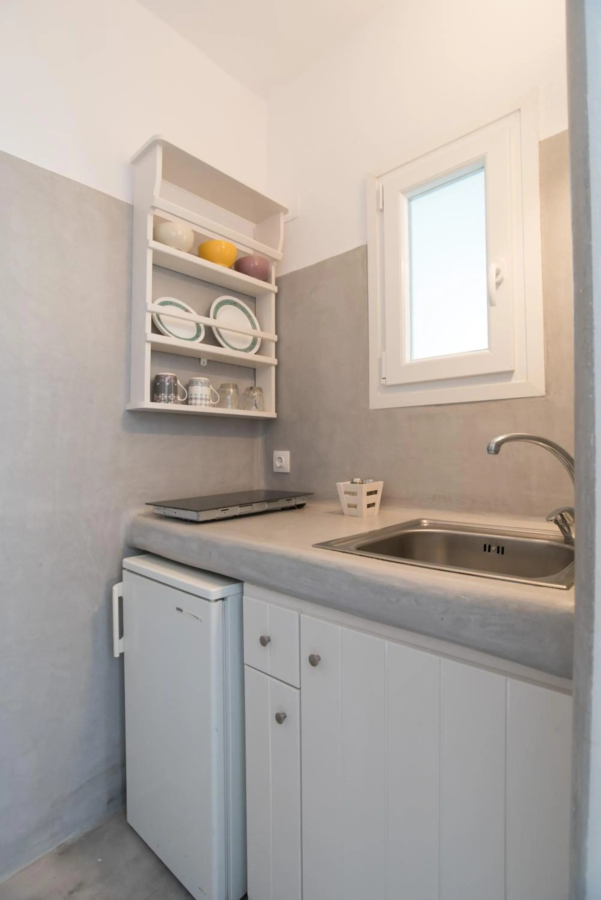 Kitchen or kitchenette in KrotiriBay adults