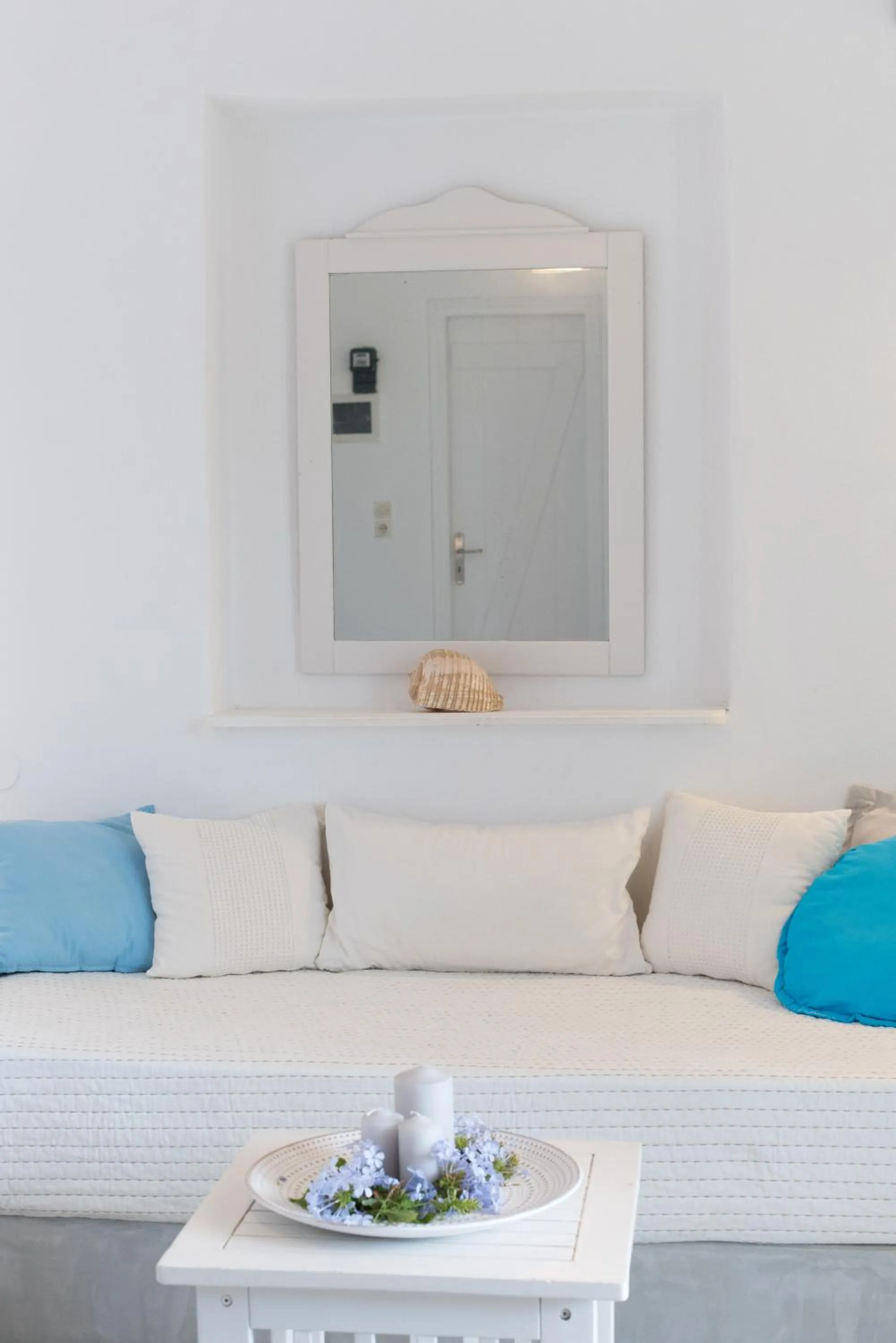 Bed in KrotiriBay adults