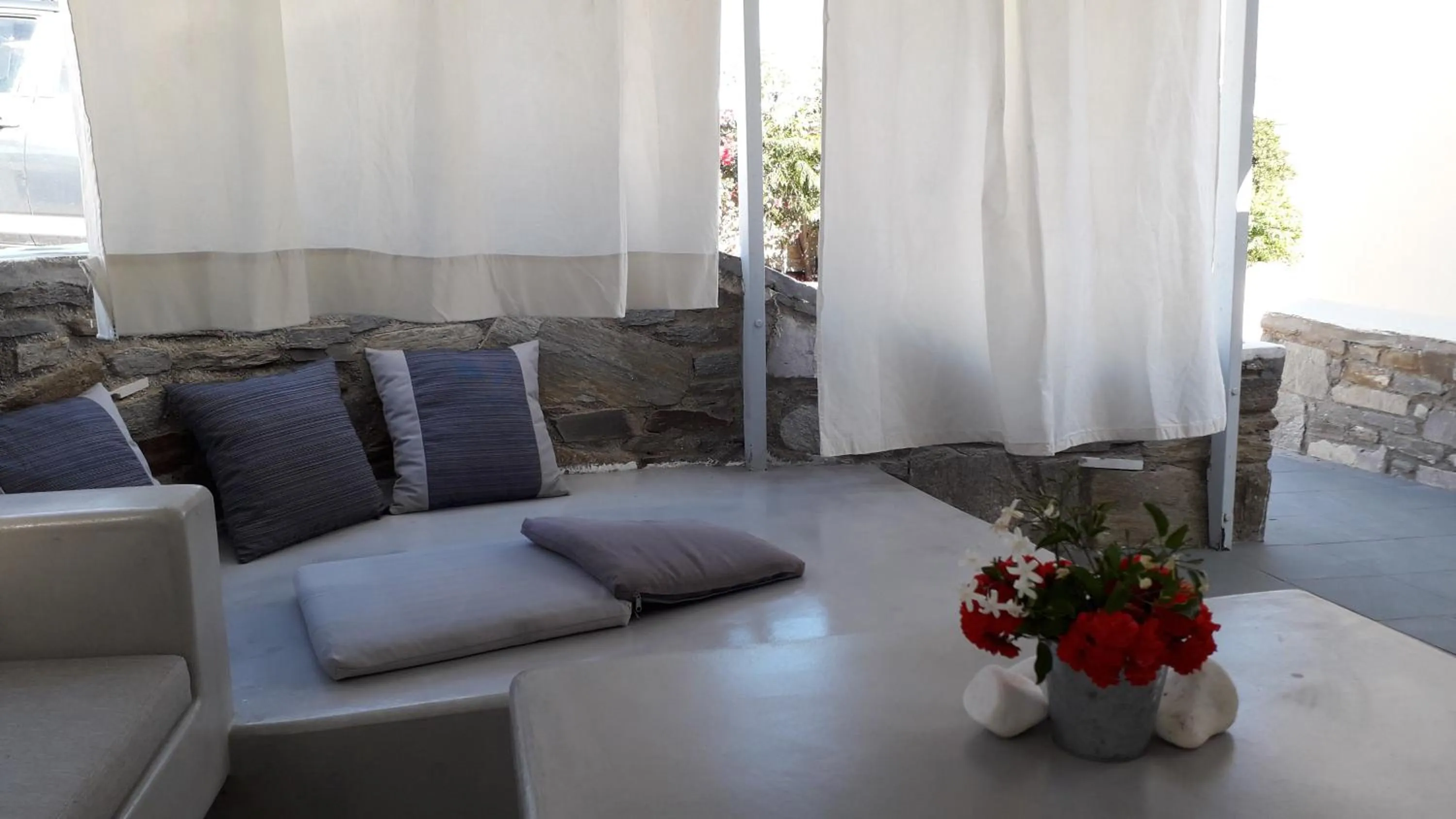 Patio in KrotiriBay adults