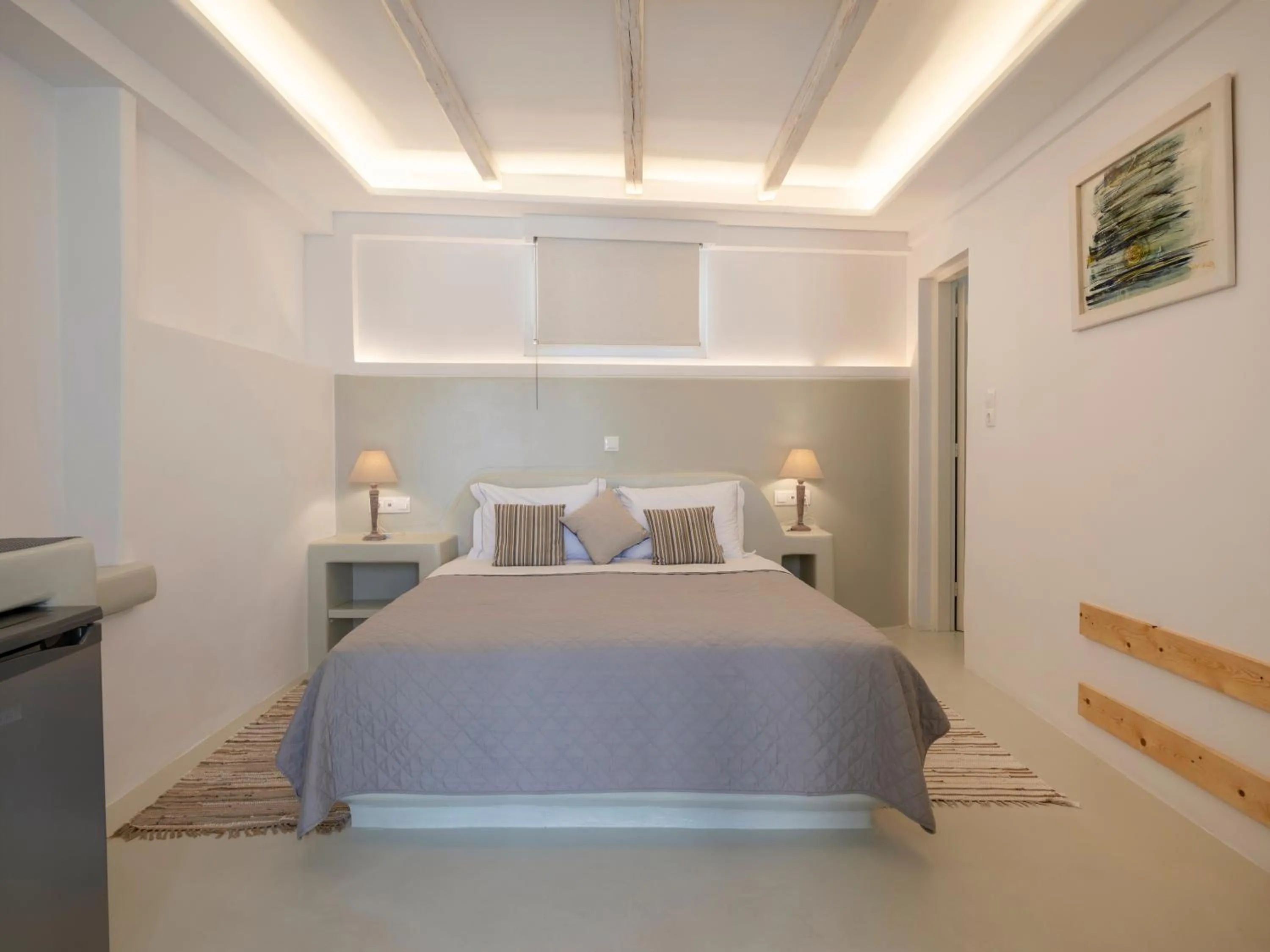 Bed in KrotiriBay adults