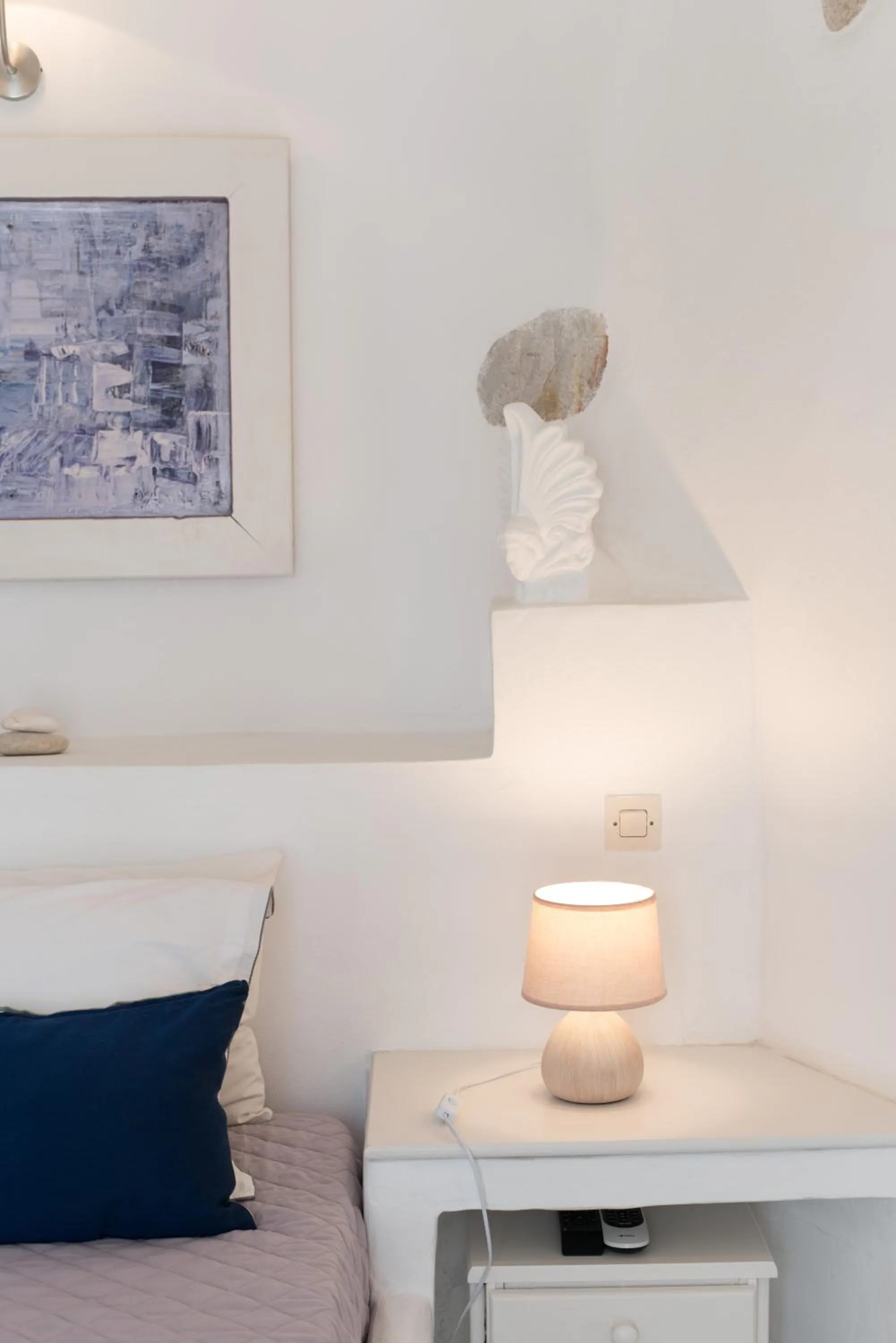 Decorative detail in KrotiriBay adults