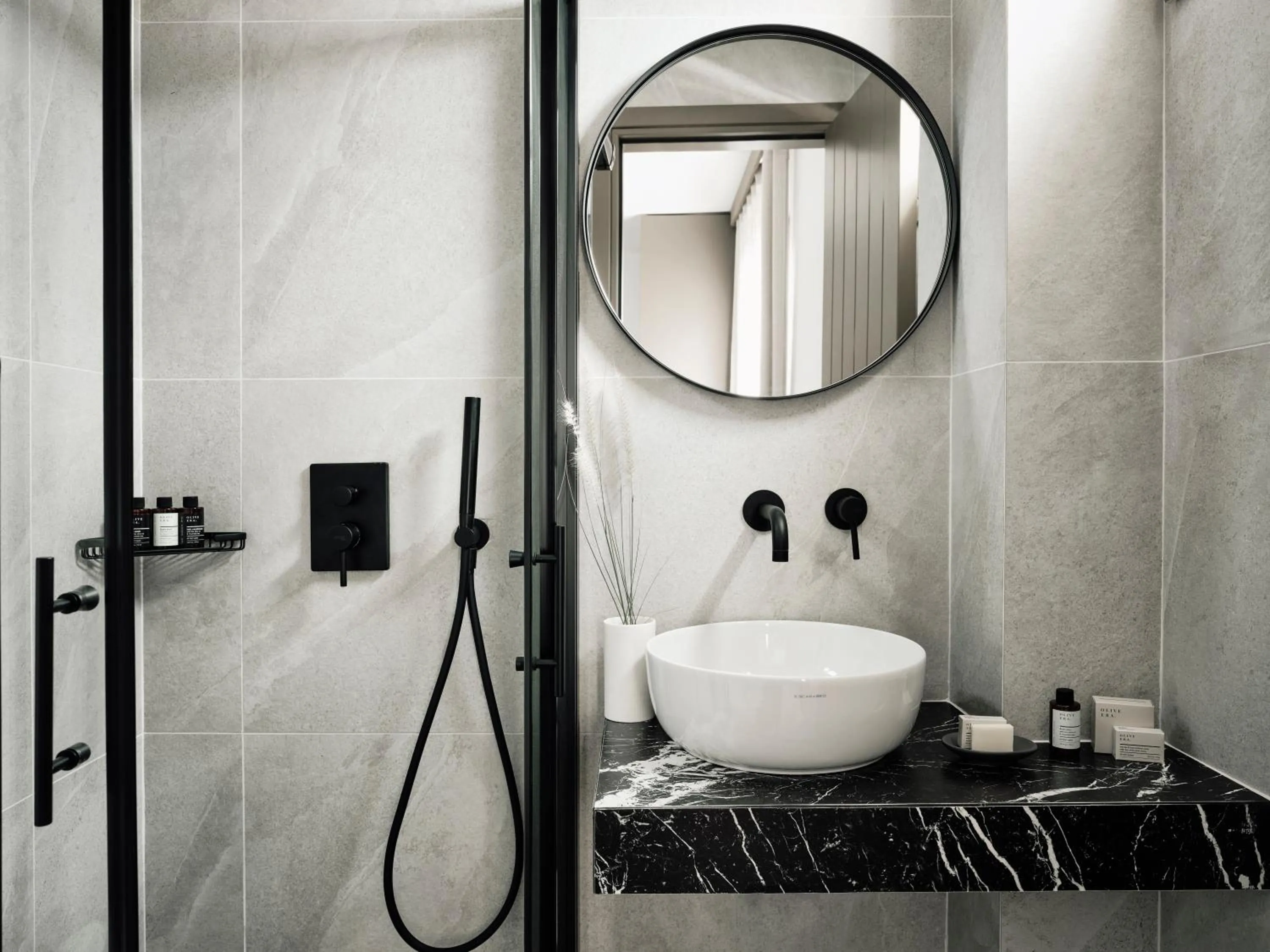 Shower in Acteon Hotel