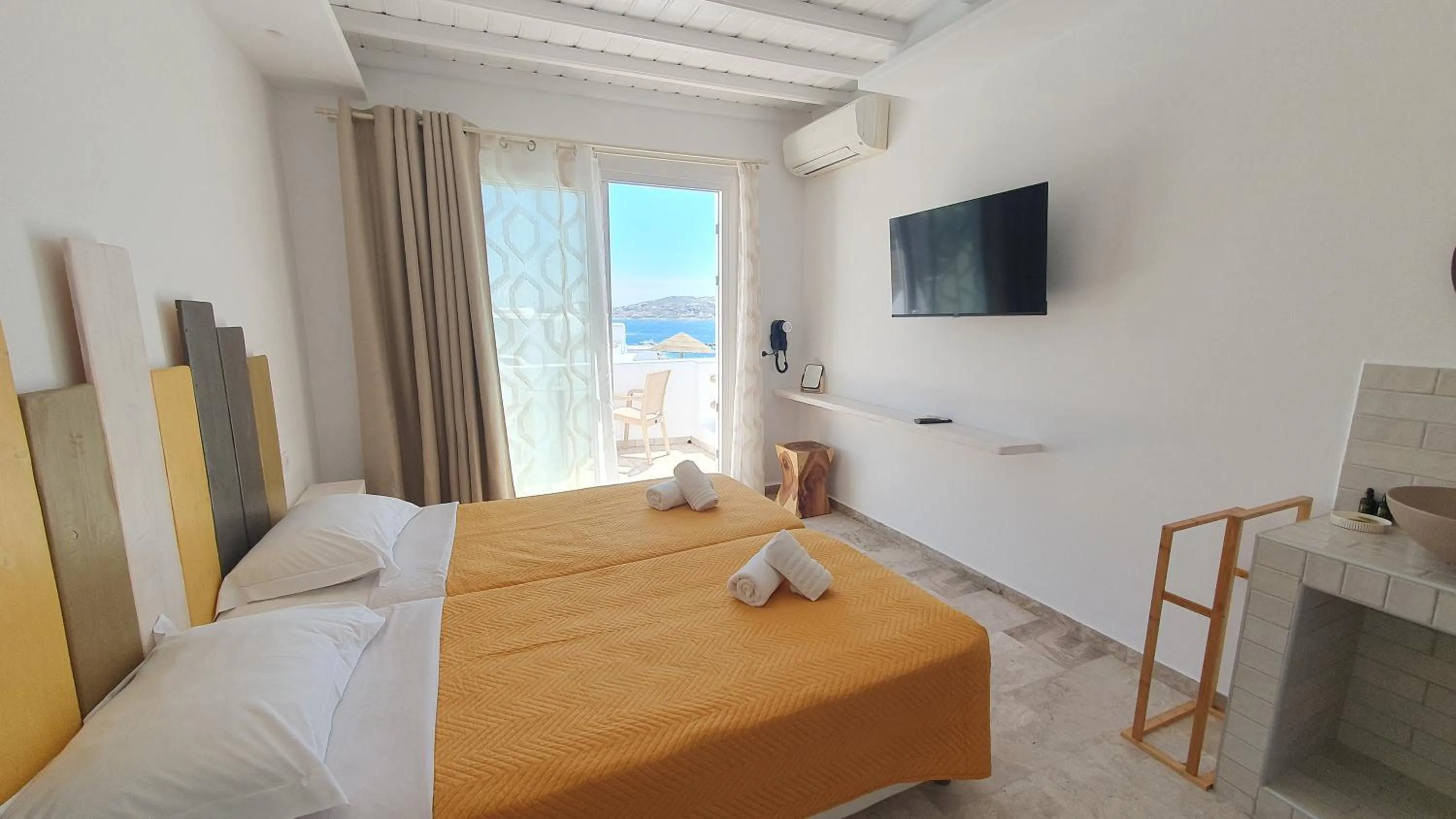 Bed in Hotel Gorgona